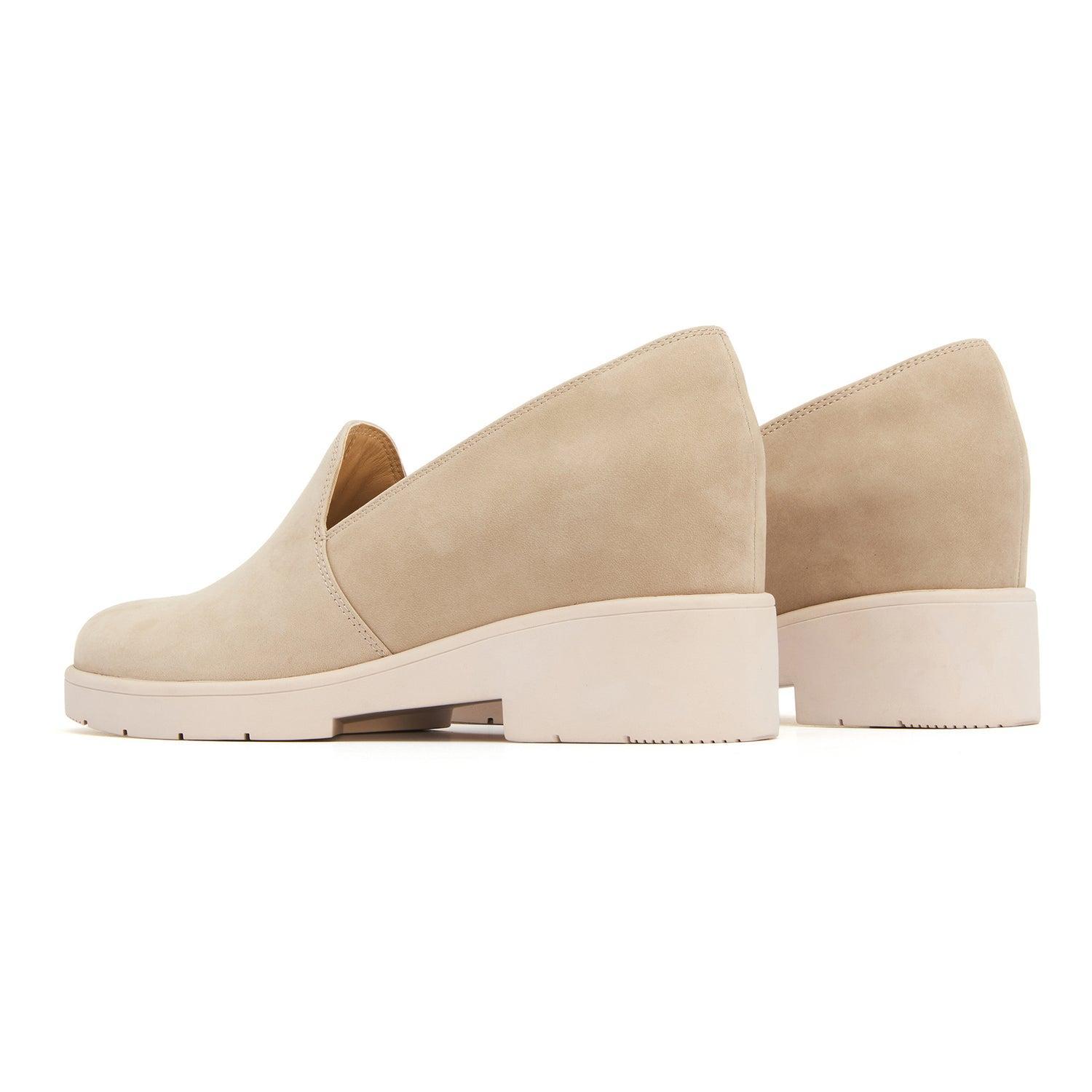 Horizon Slip On Female Product Image