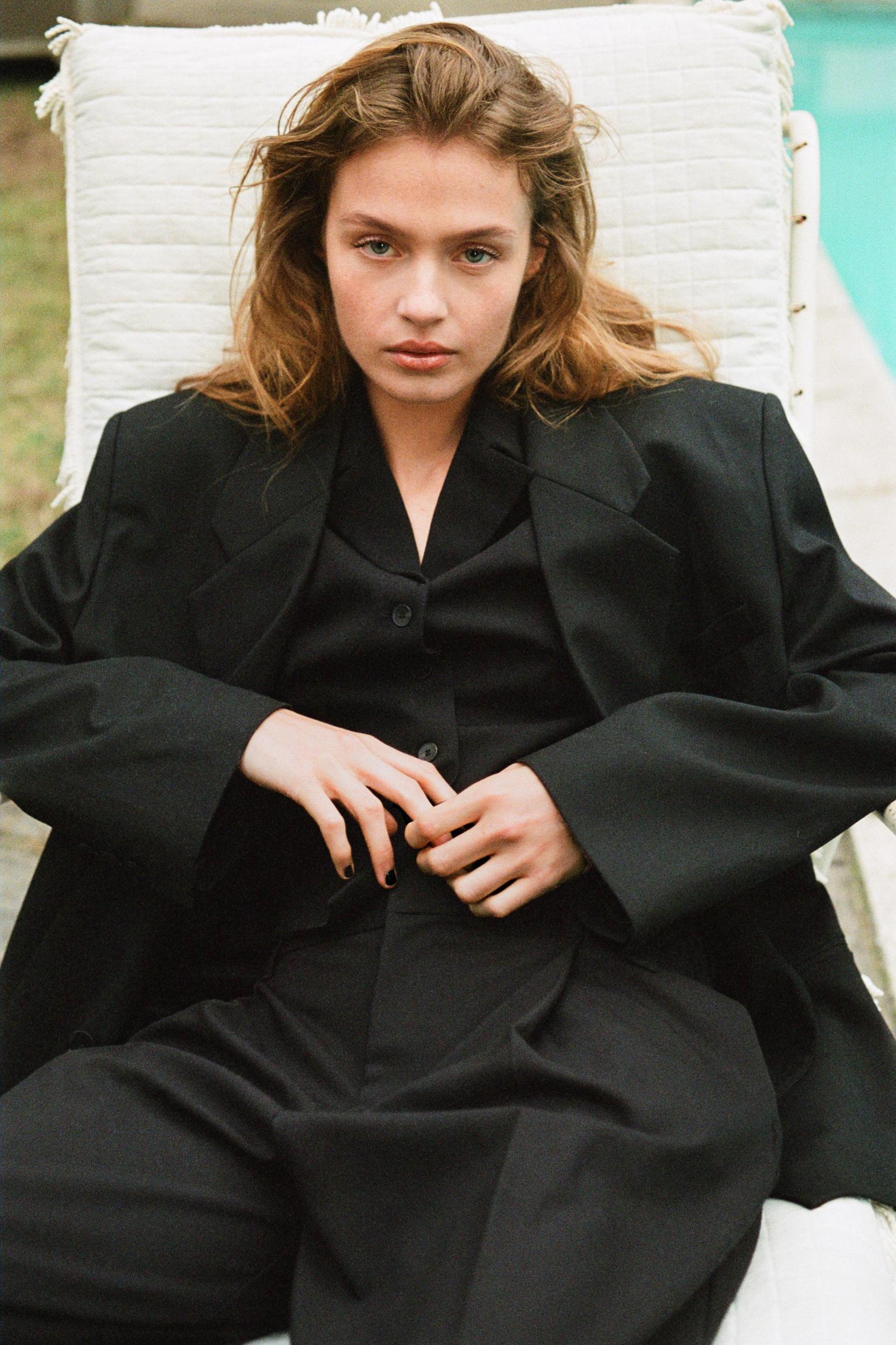 PLEATED PANTS Product Image