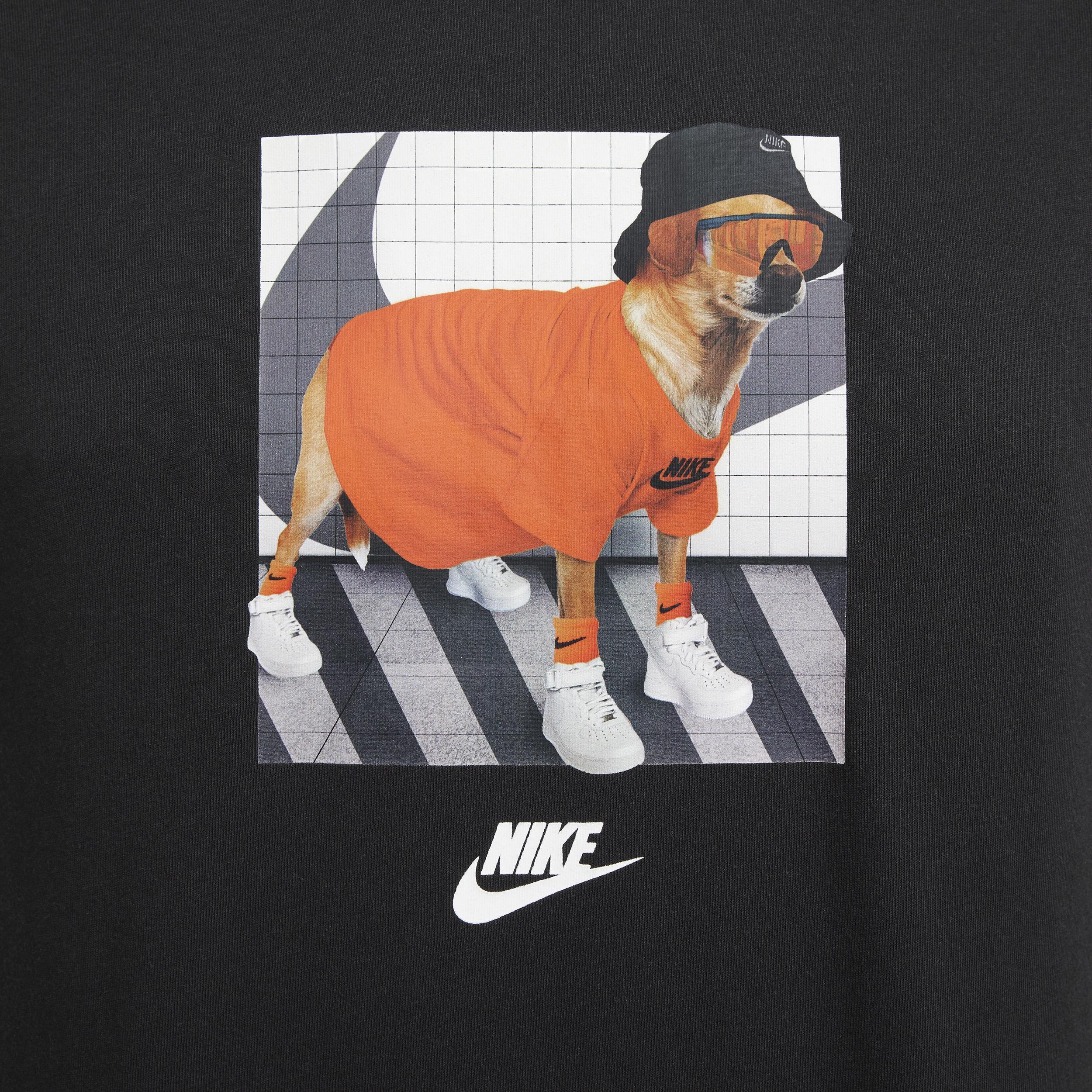 Nike Sportswear T-Shirt Product Image