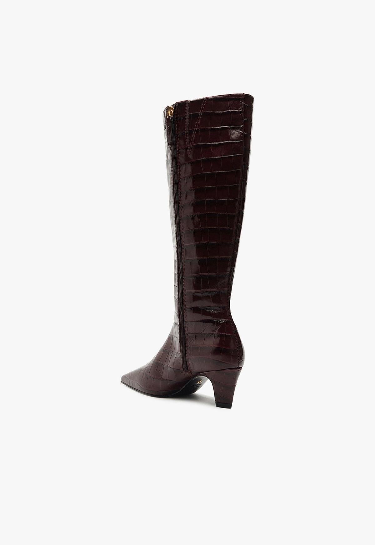 Dellia Up Boot Female Product Image