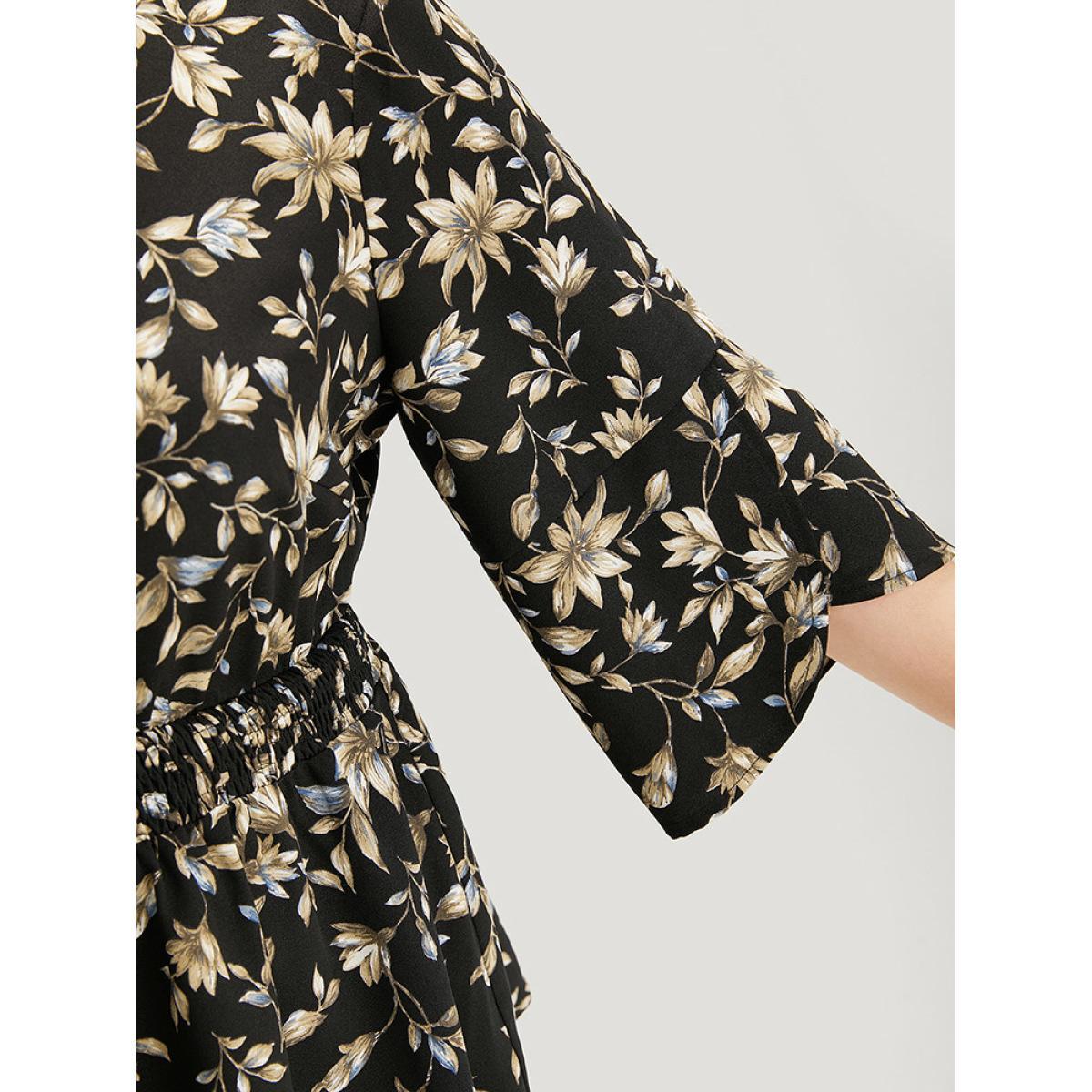 Plus Size BlackFlower Floral Print Shirred Button Detail V Neck Petal Sleeve Blouse Women Vacation Half Sleeve V-neck Dailywear Blouses BloomChic 28/5X Product Image