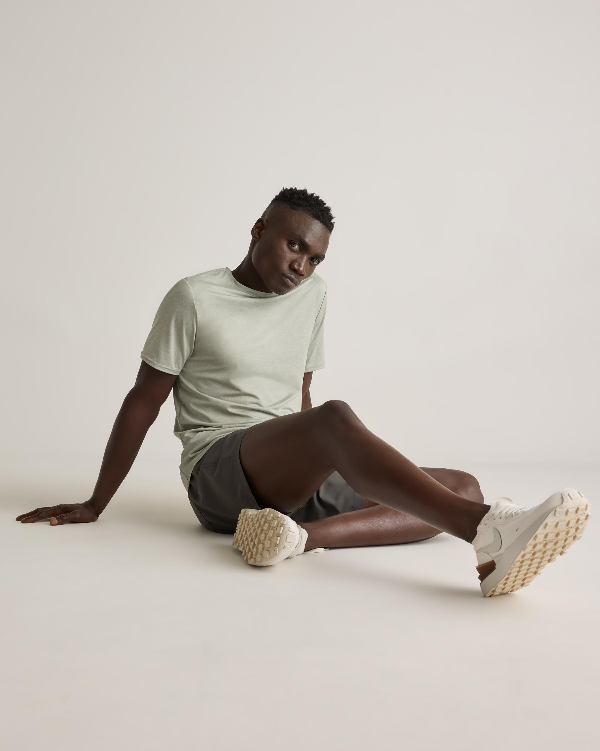 Quince | Men's Lightweight Down Packable Puffer Vest Recycled Polyester Product Image