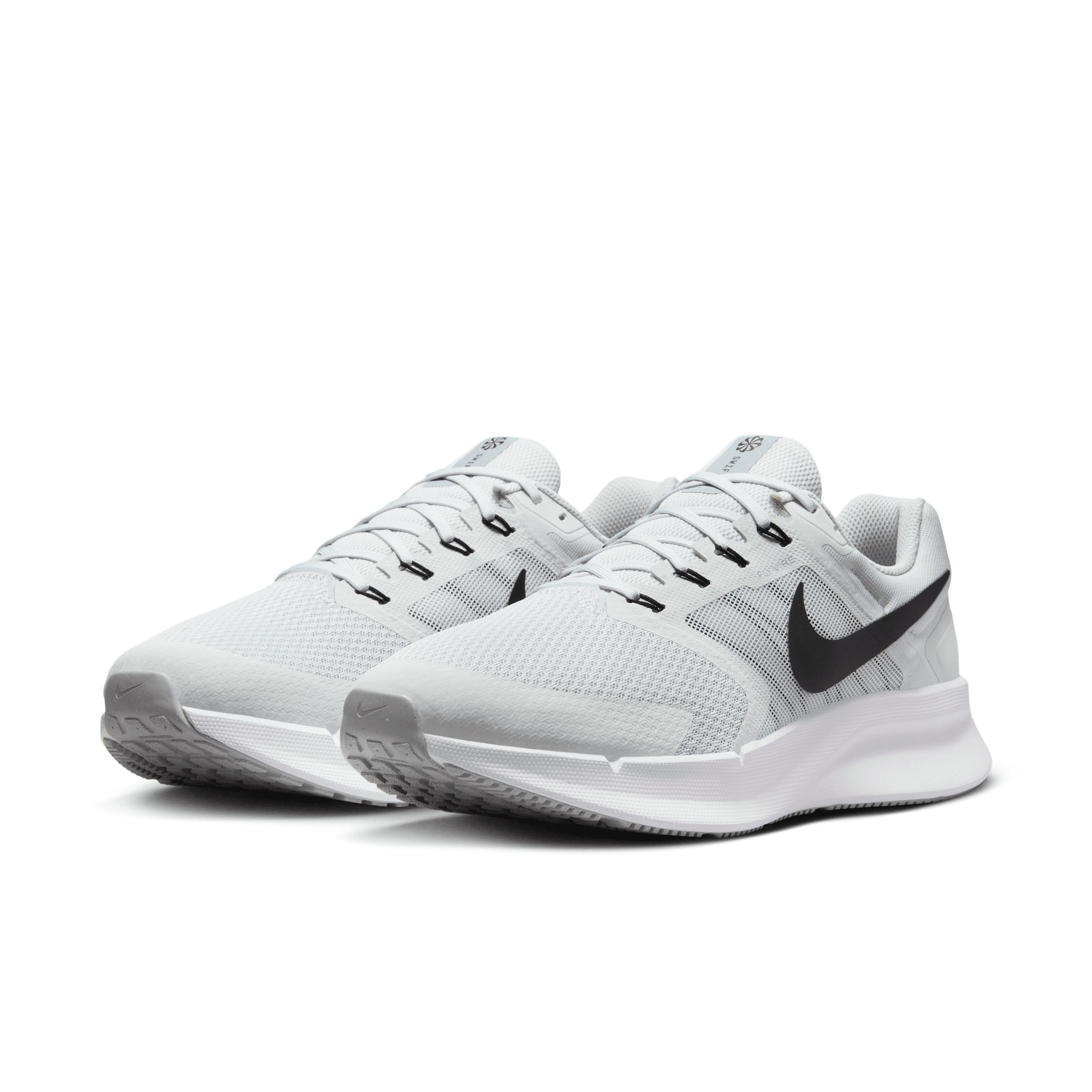 Nike Men's Run Swift 3 Road Running Shoes (Extra Wide) Product Image