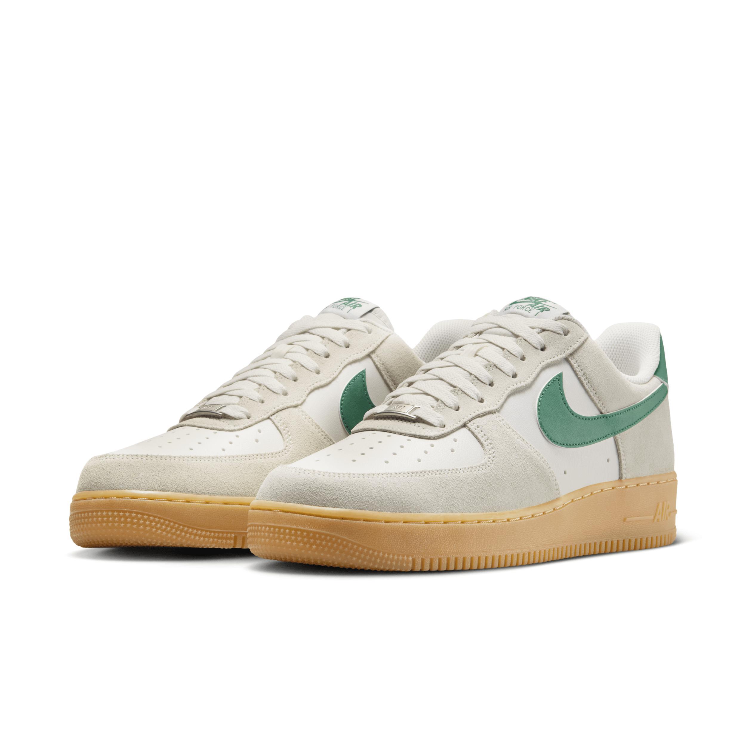 Mens Nike Air Force 1 07 LV8 Casual Shoes Product Image