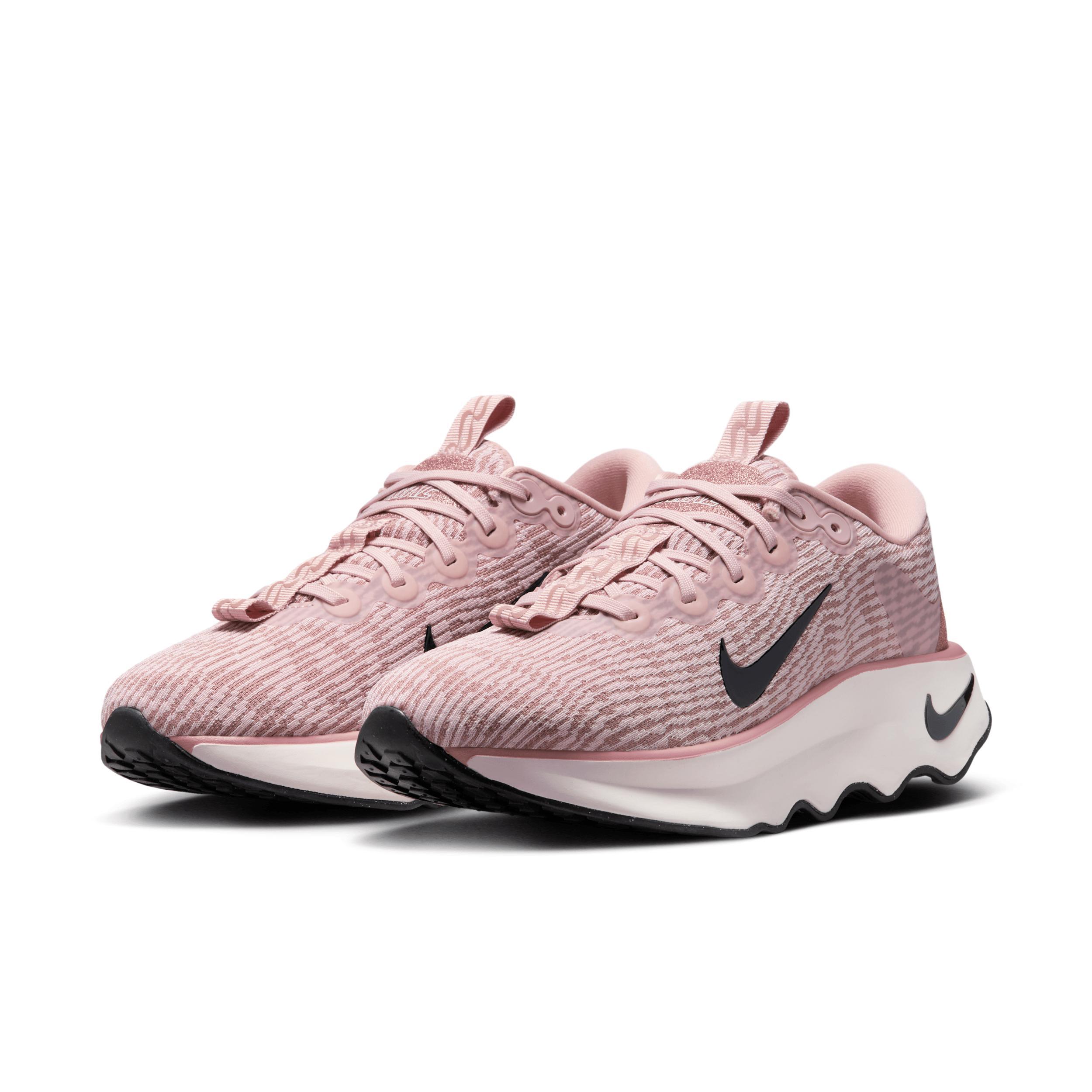 Nike Women's Motiva Premium Walking Shoes Product Image