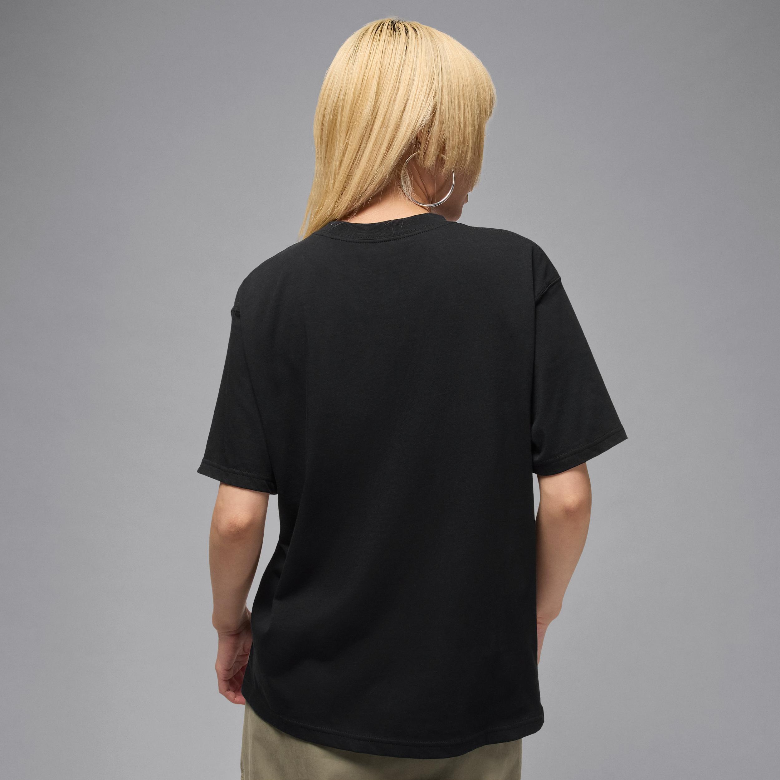 Womens Jordan Graphic T-Shirt | IH7625-010 Product Image