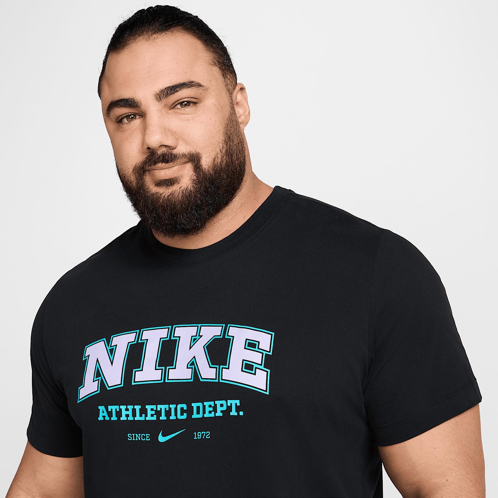Nike Men's Dri-FIT Fitness T-Shirt Product Image