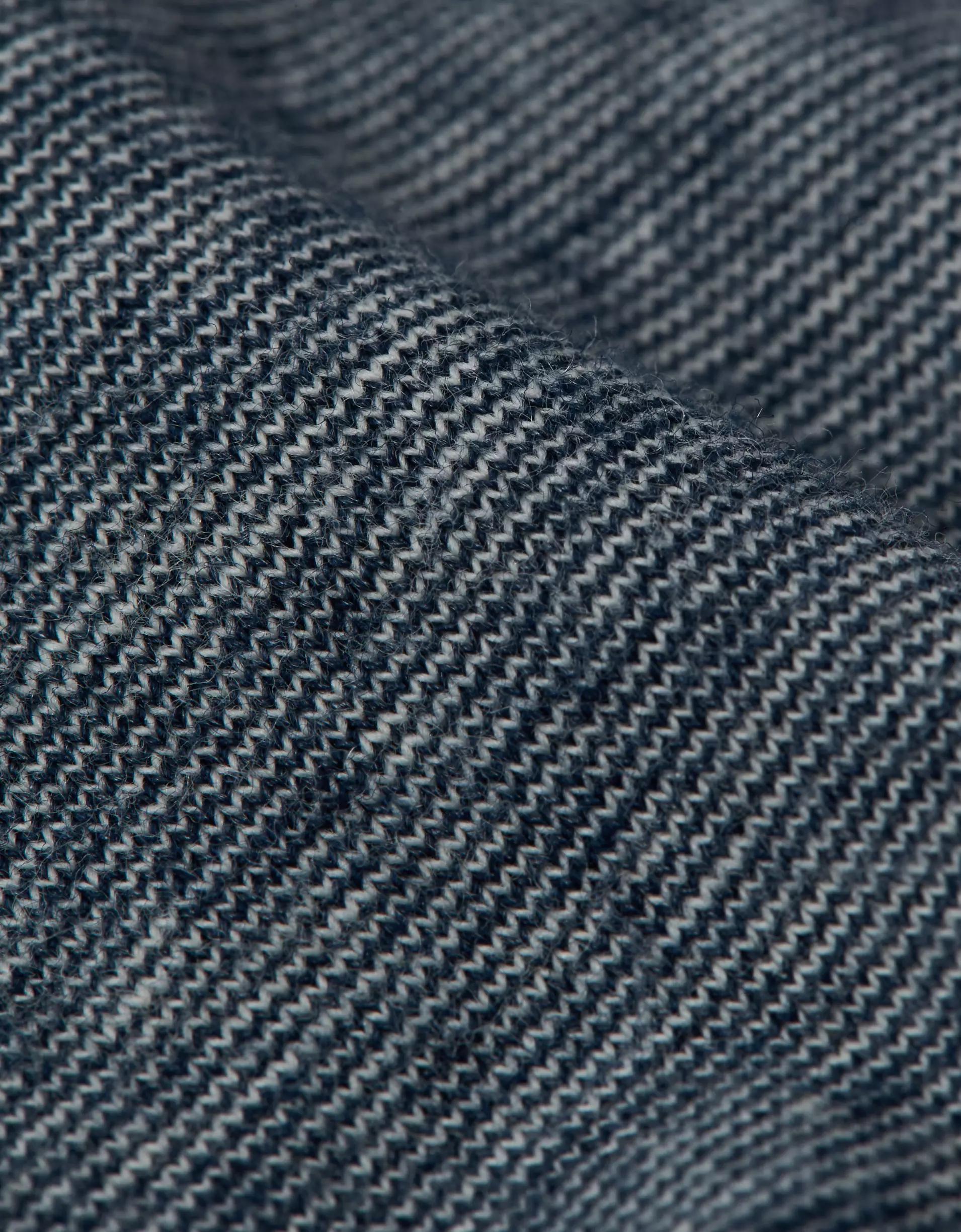 AE 24/7 Club T-Shirt Product Image