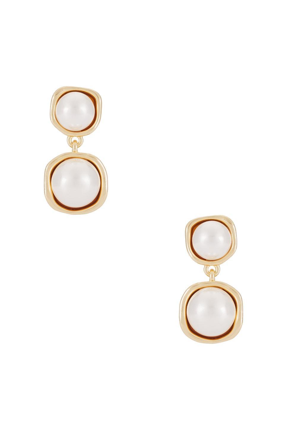 Noor Pearl Drop Earring SHASHI Product Image