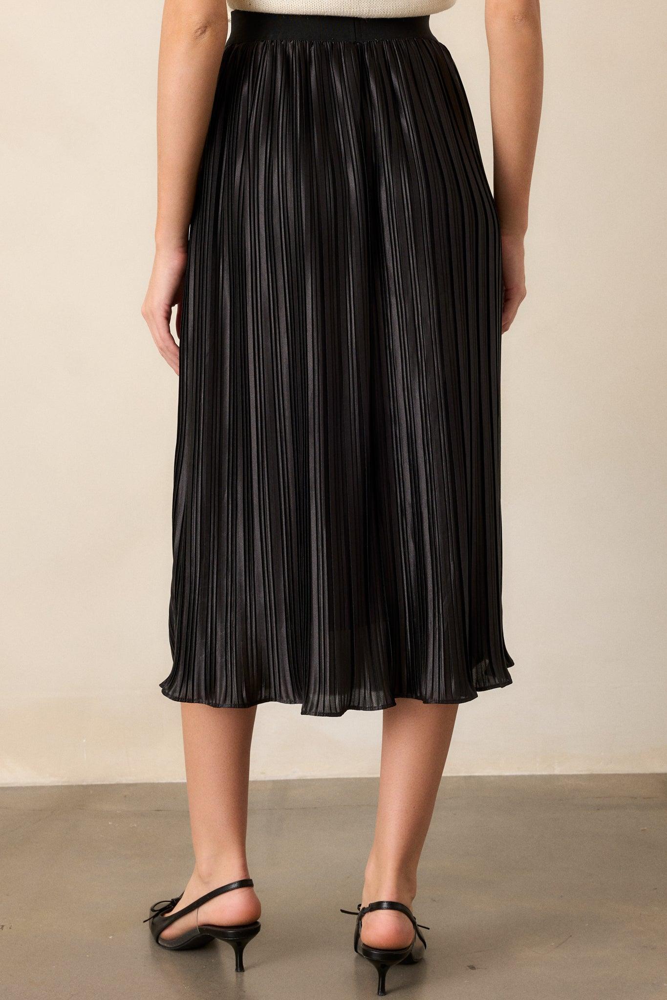 Try And Try Again Black Pleated Midi Skirt Product Image