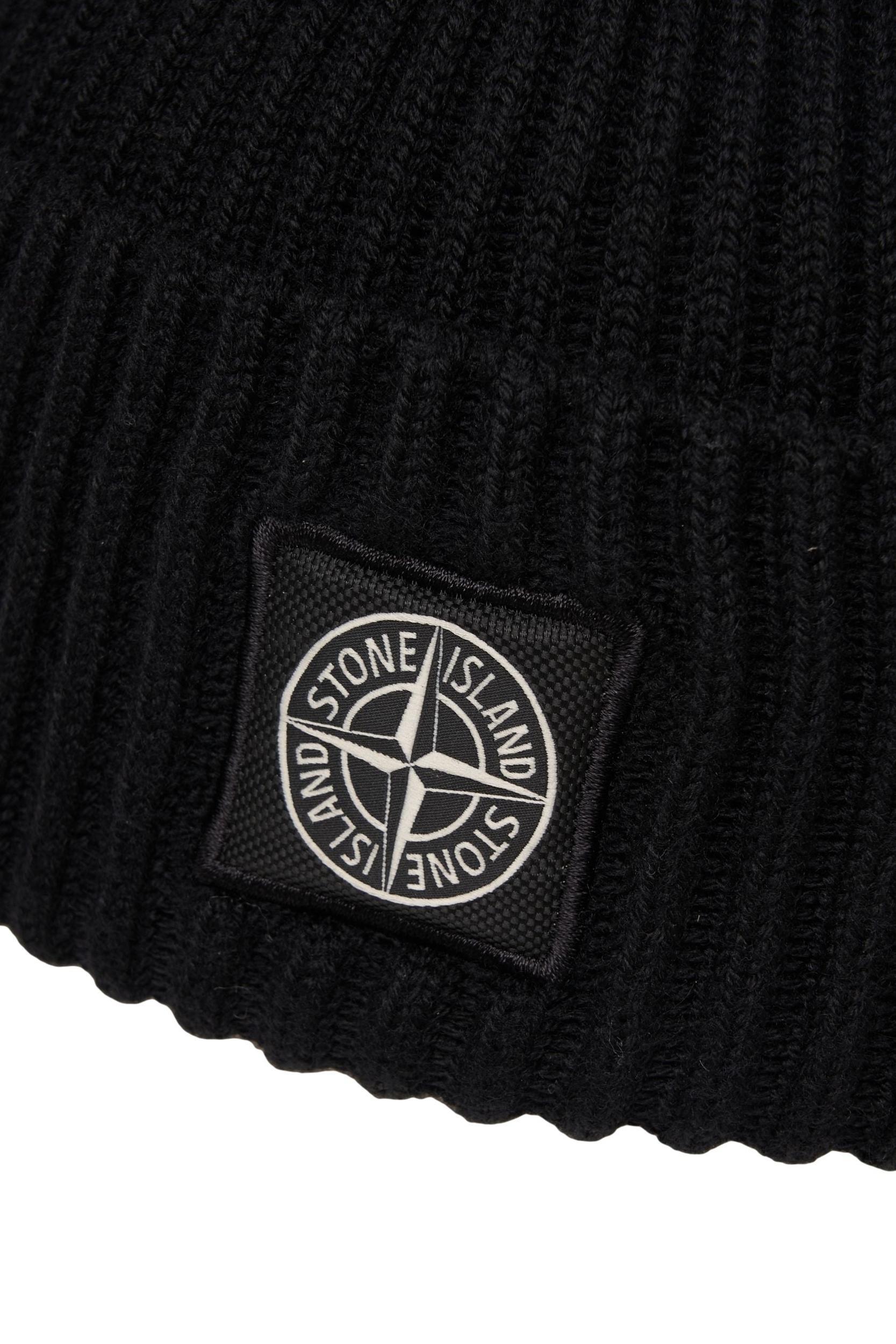 Knit beanie with logopatch Product Image