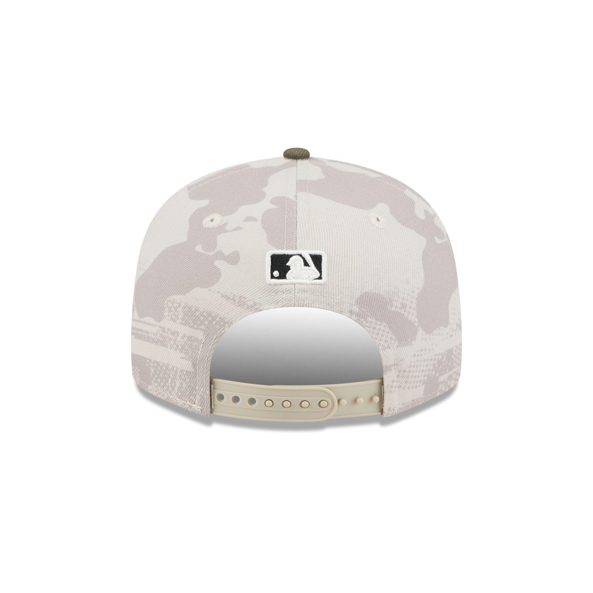 Milwaukee Brewers Armed Forces Day 2025 Split Panel 9FIFTY Snapback Hat Male Product Image
