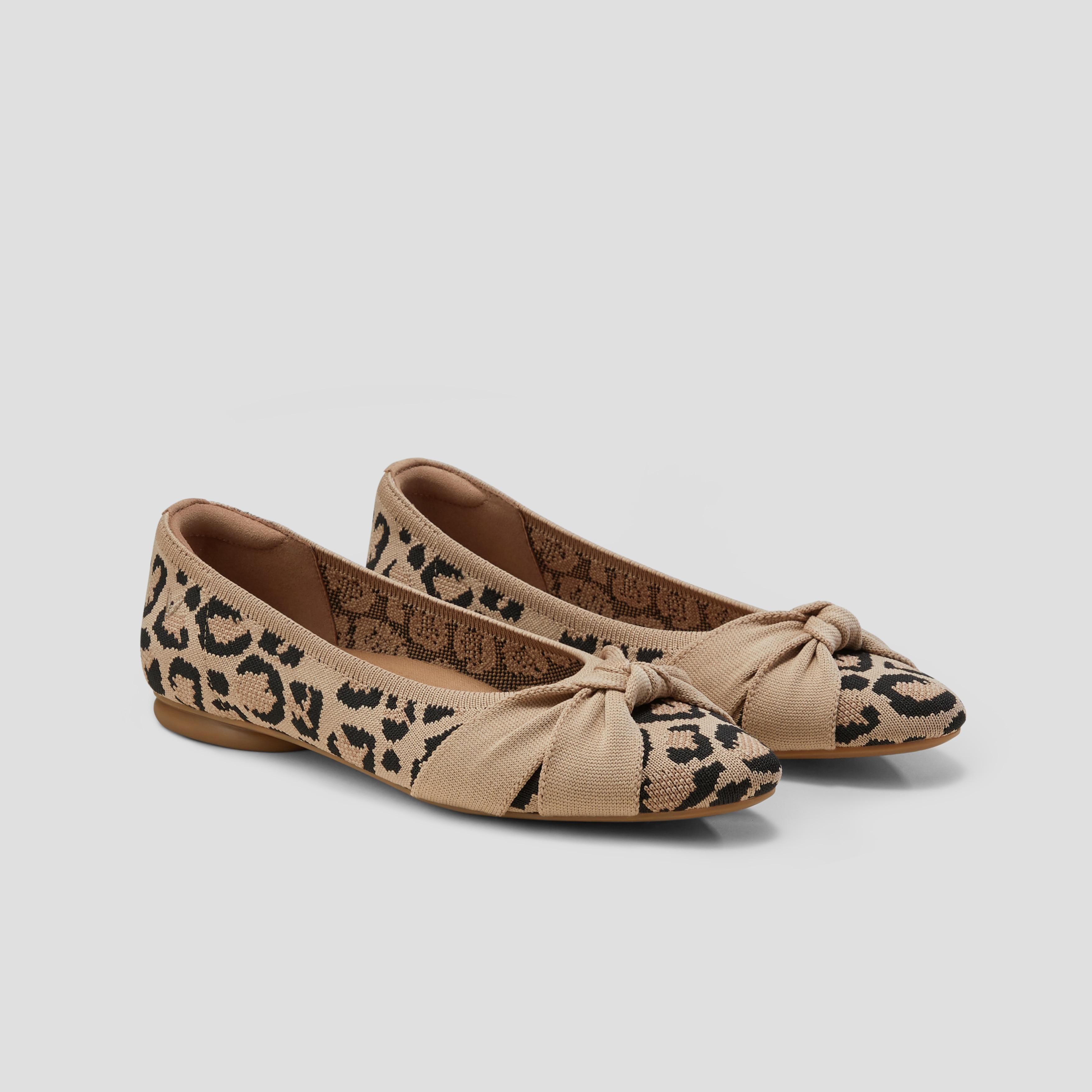 Almond-Toe Knotted Flats (Bibi) Product Image