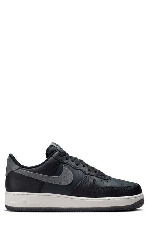 NIKE Air Force 1 '07 Sneakers In Black And Gray In Black/smoke Grey Product Image