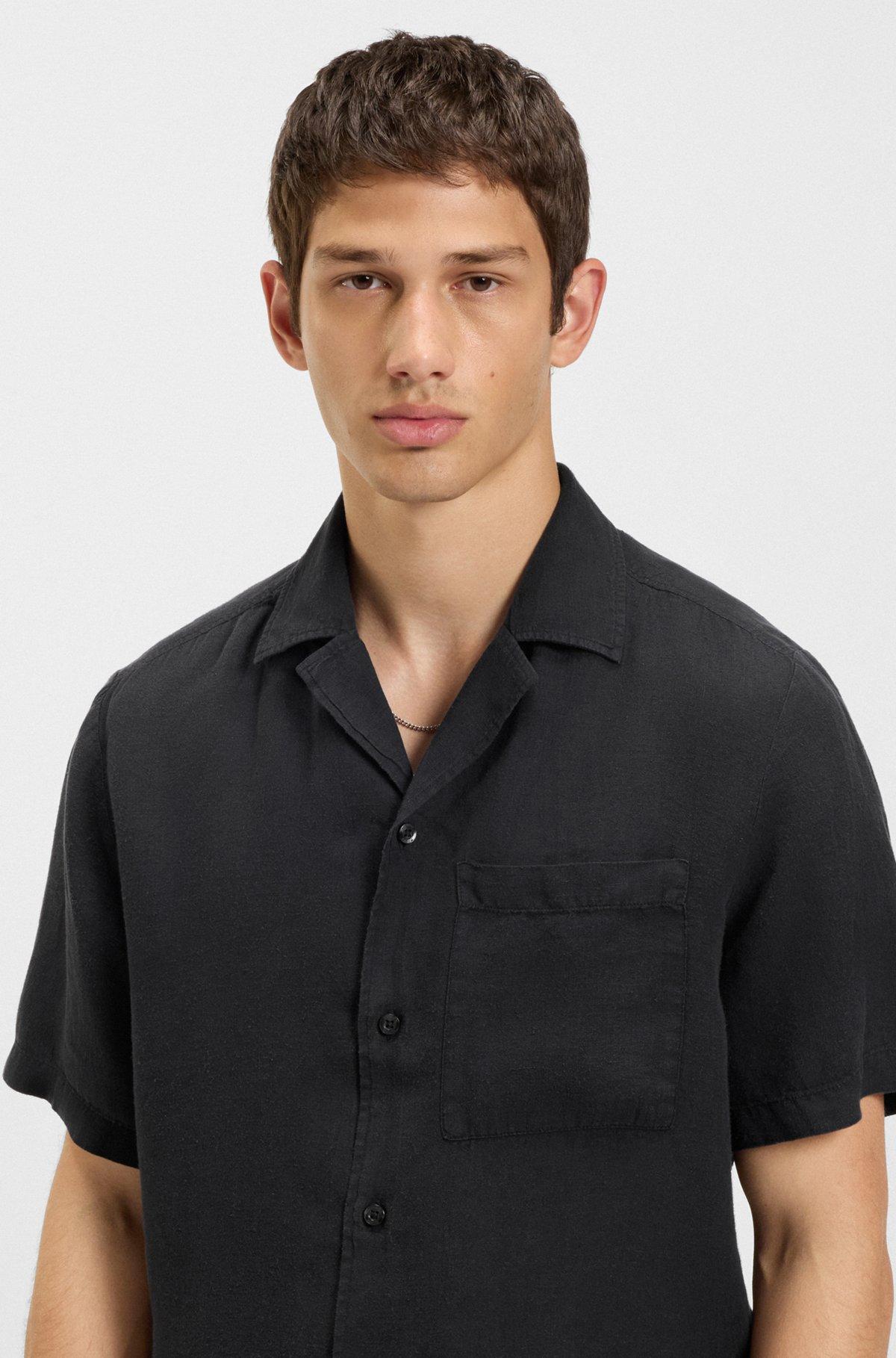 Relaxed-fit multi-occasional shirt in linen Product Image