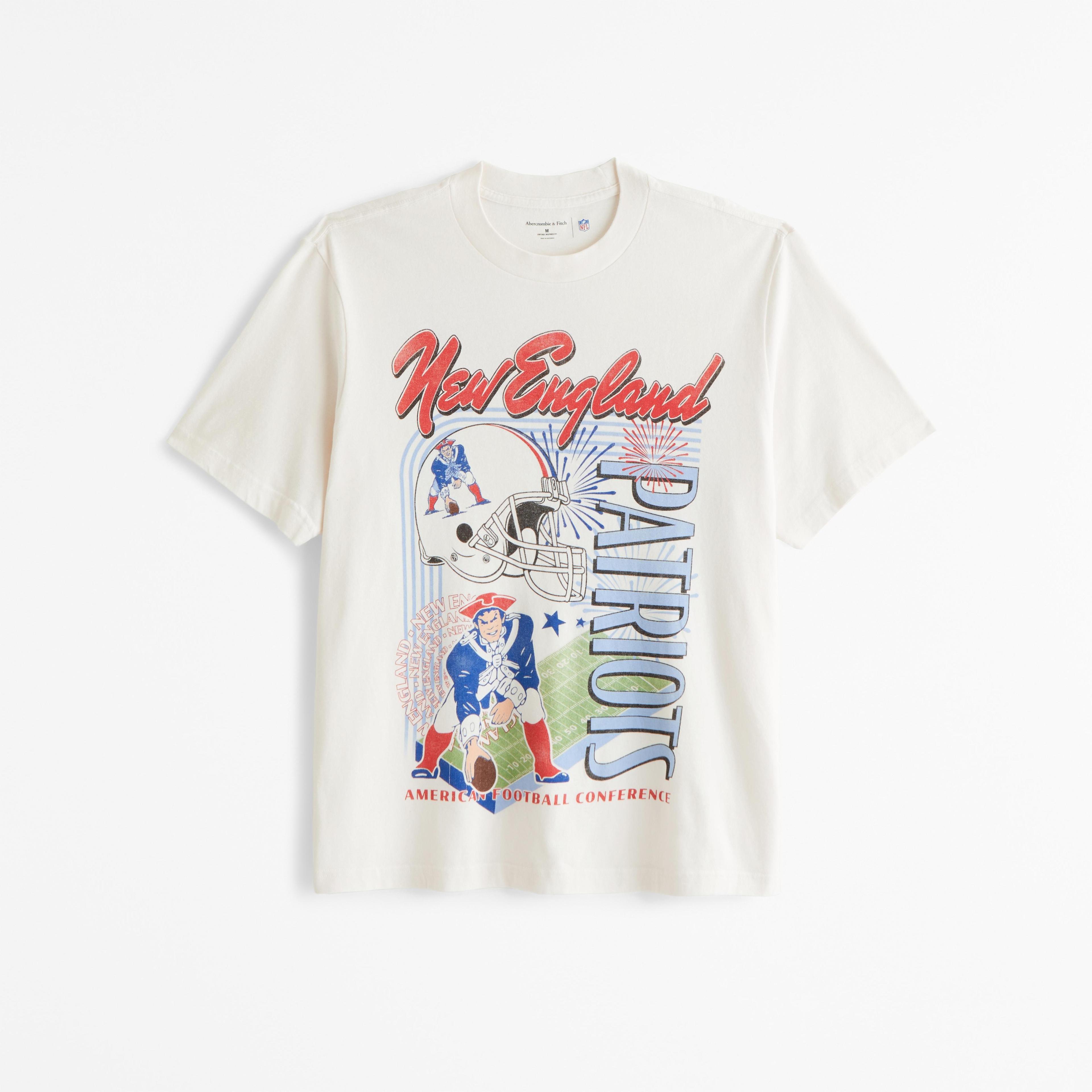 New England Patriots Vintage-Inspired Graphic Tee Product Image