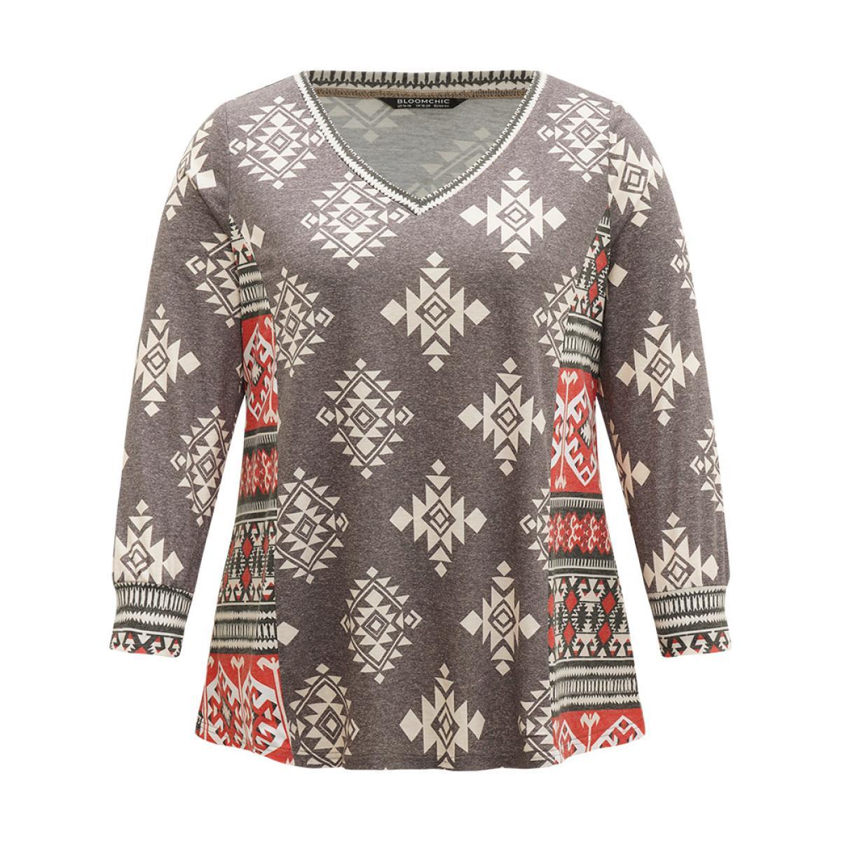 Plus Size Boho Print V Neck T-shirt DarkGray Women Casual Printed Bohemian Print V-neck Dailywear T-shirts BloomChic 28/5X Product Image