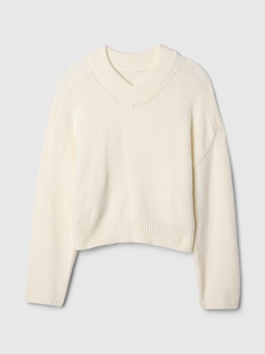 CashSoft Cropped High V-Neck Sweater Product Image