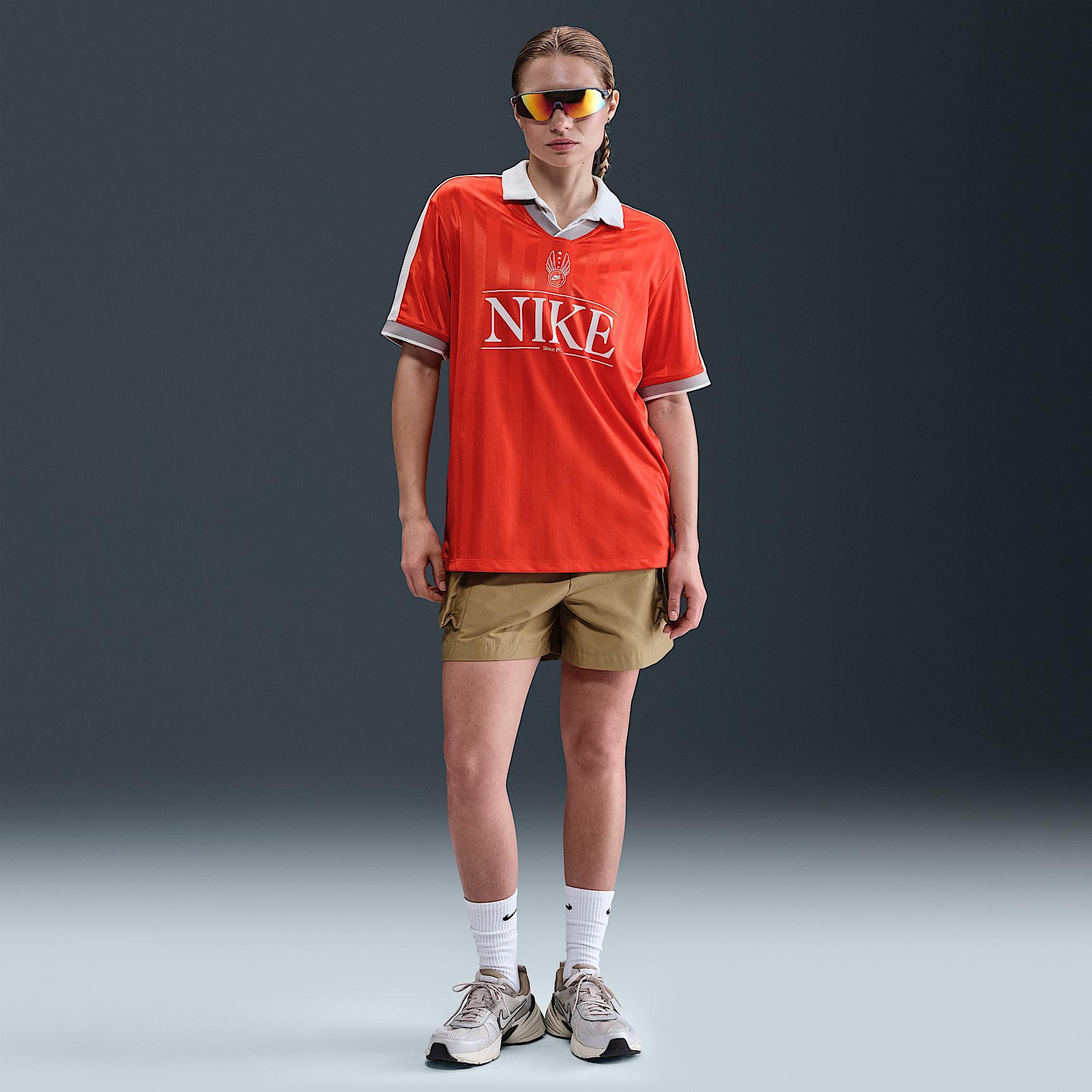 Womens Nike Sportswear V-Neck Jersey Top | IH8504-633 Product Image