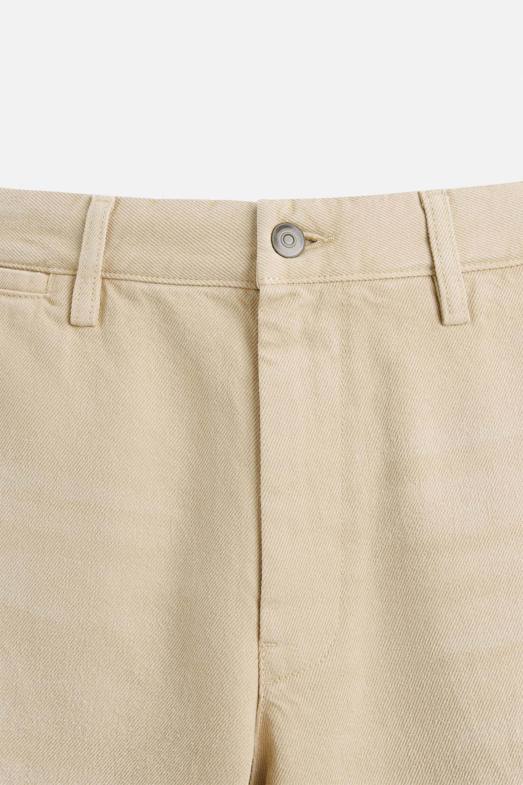 BAGGY FIT BERMUDA SHORTS © OTIS KWAME KYE QUAICOE Product Image