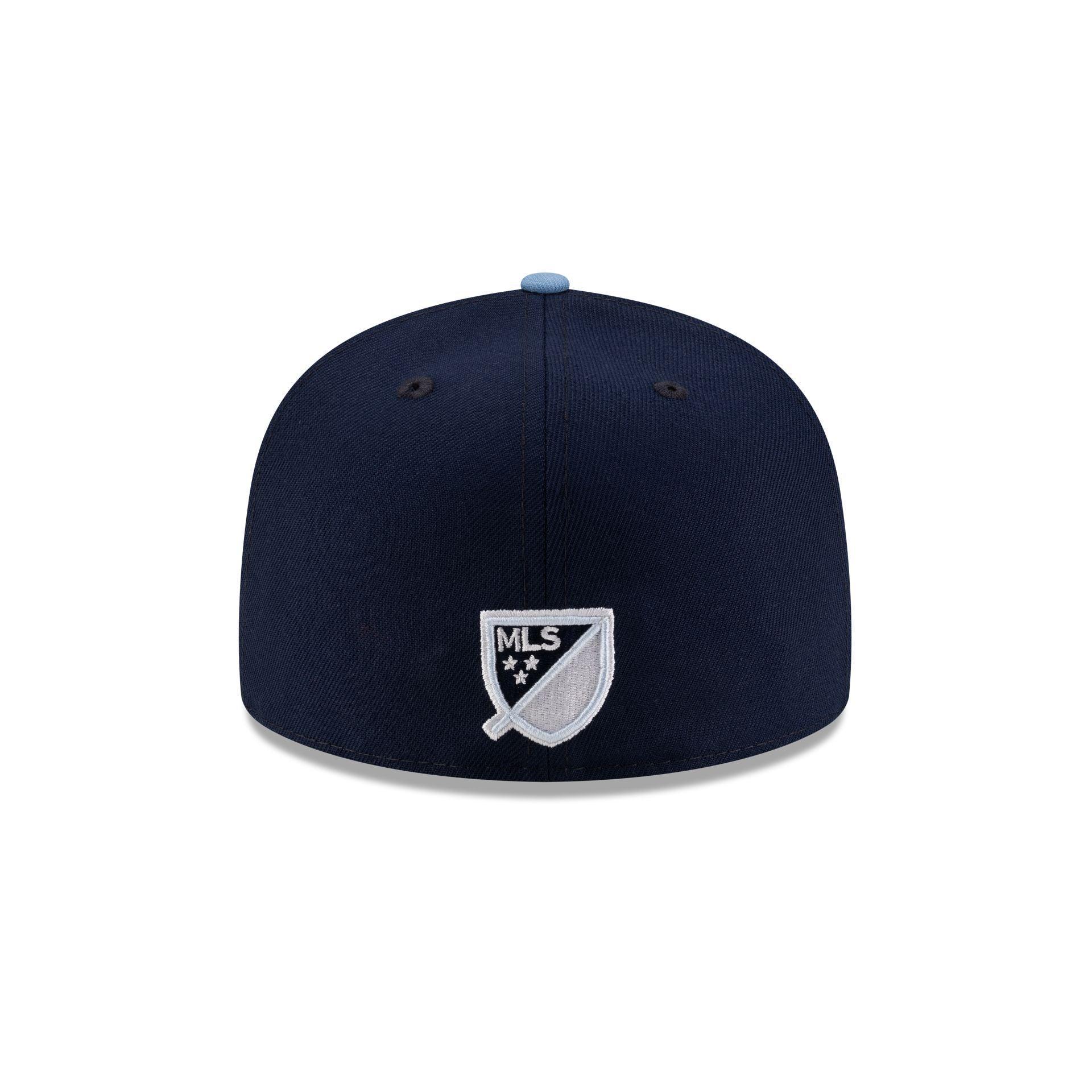 Miami Heat Metallic Gold Logo 59FIFTY Fitted Hat Male Product Image