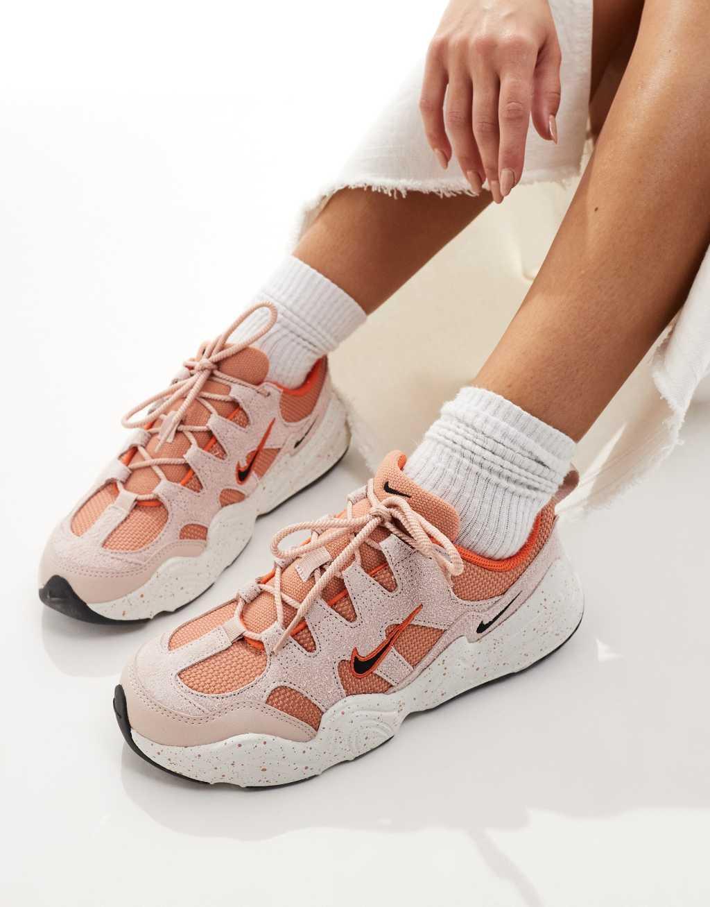 Nike Tech Hera sneakers in orange and pink Product Image