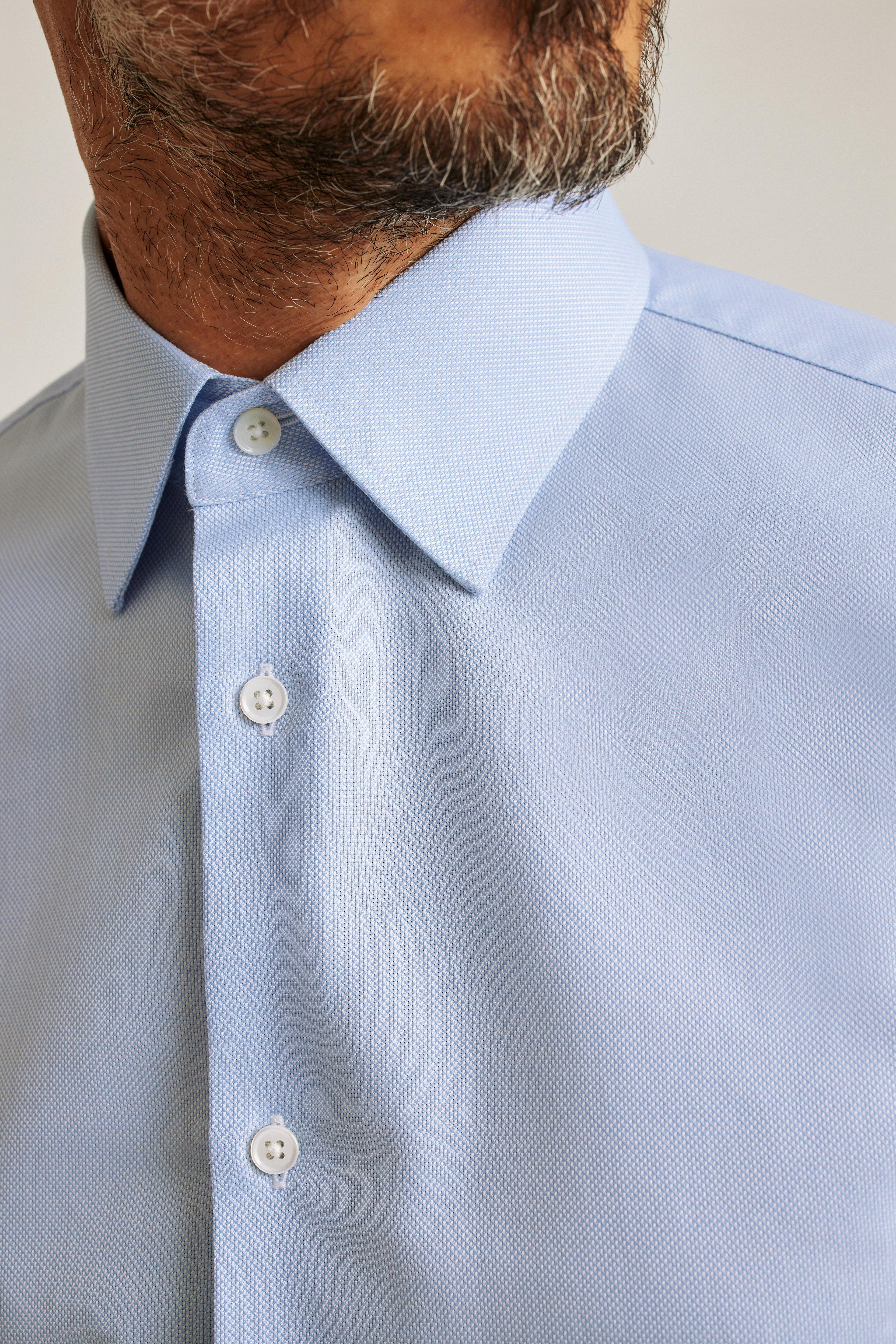 Jetsetter Premium Dress Shirt Product Image