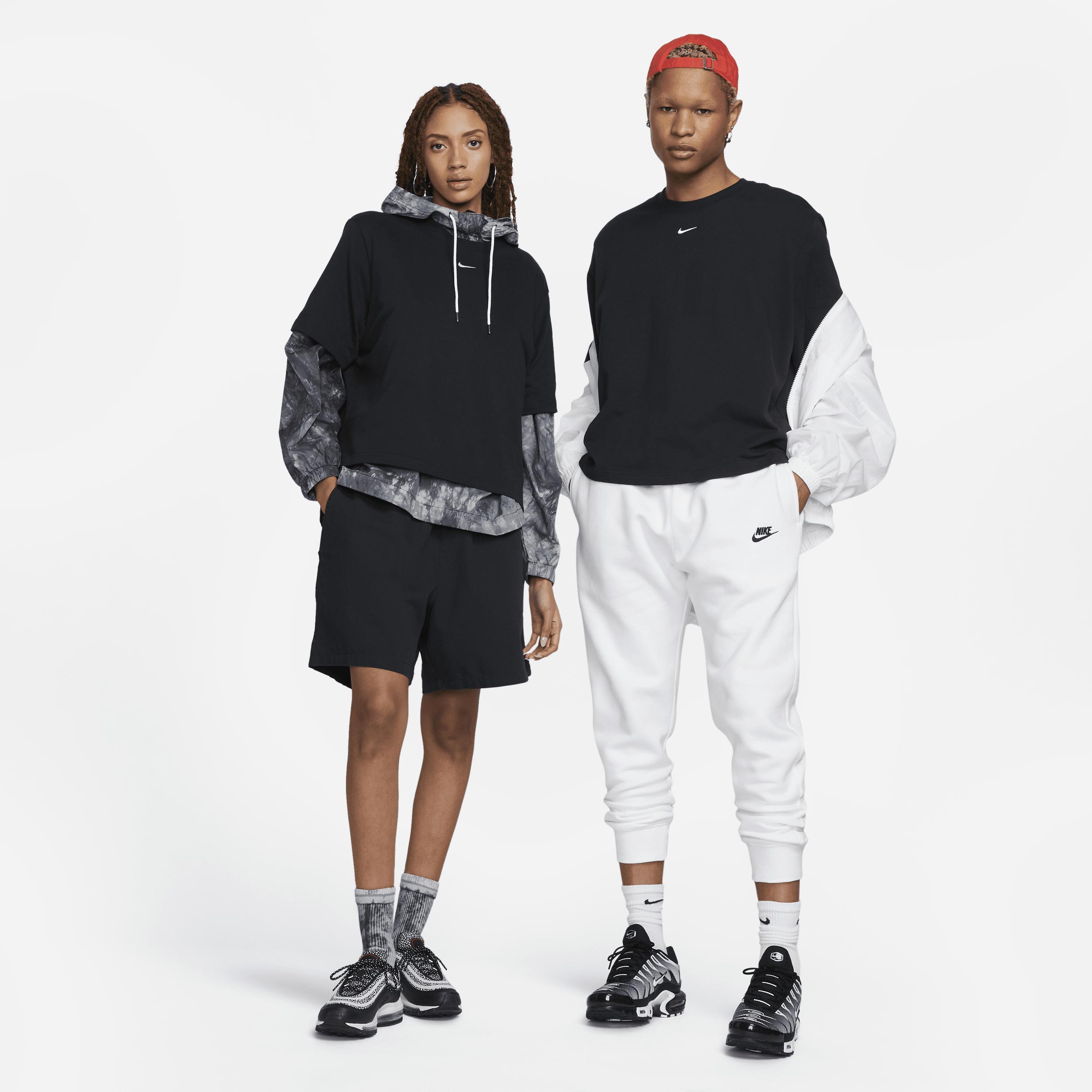 Women's Nike Sportswear Essential Boxy T-Shirt Product Image