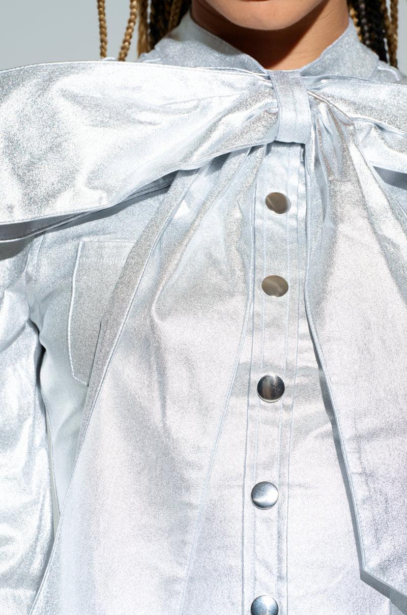 MISS INDEPENDENT LONG SLEEVE BLOUSE IN SILVER Product Image