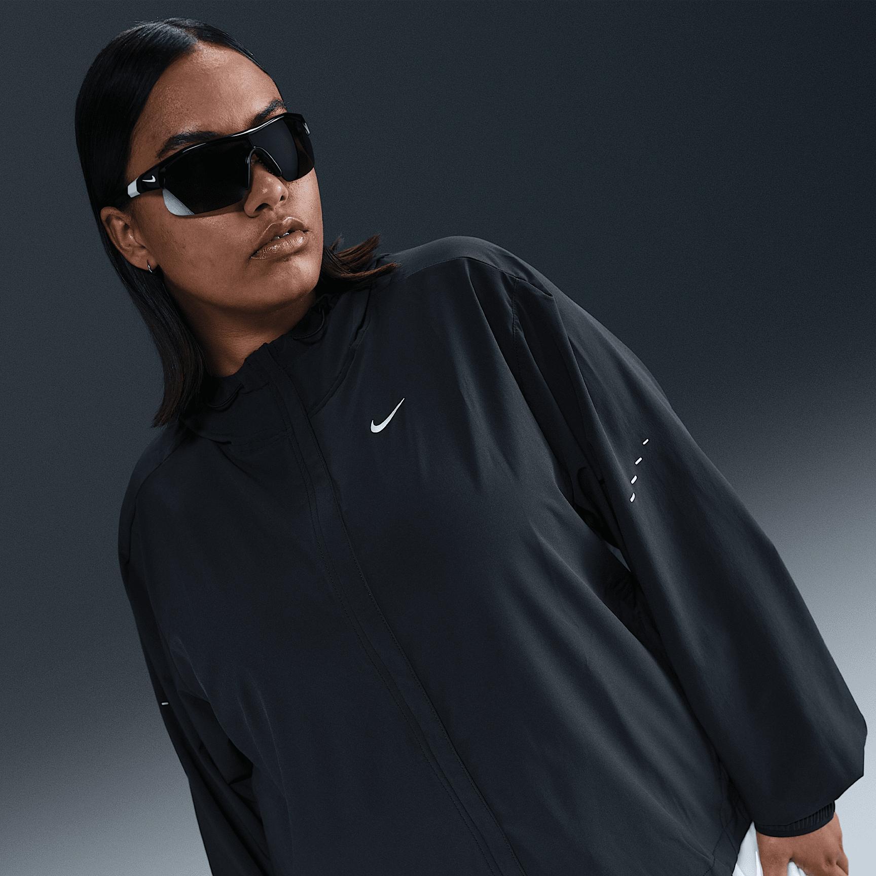 Nike Womens Swift Repel Packable Running Jacket (Plus Size) | HQ0652-010 Product Image