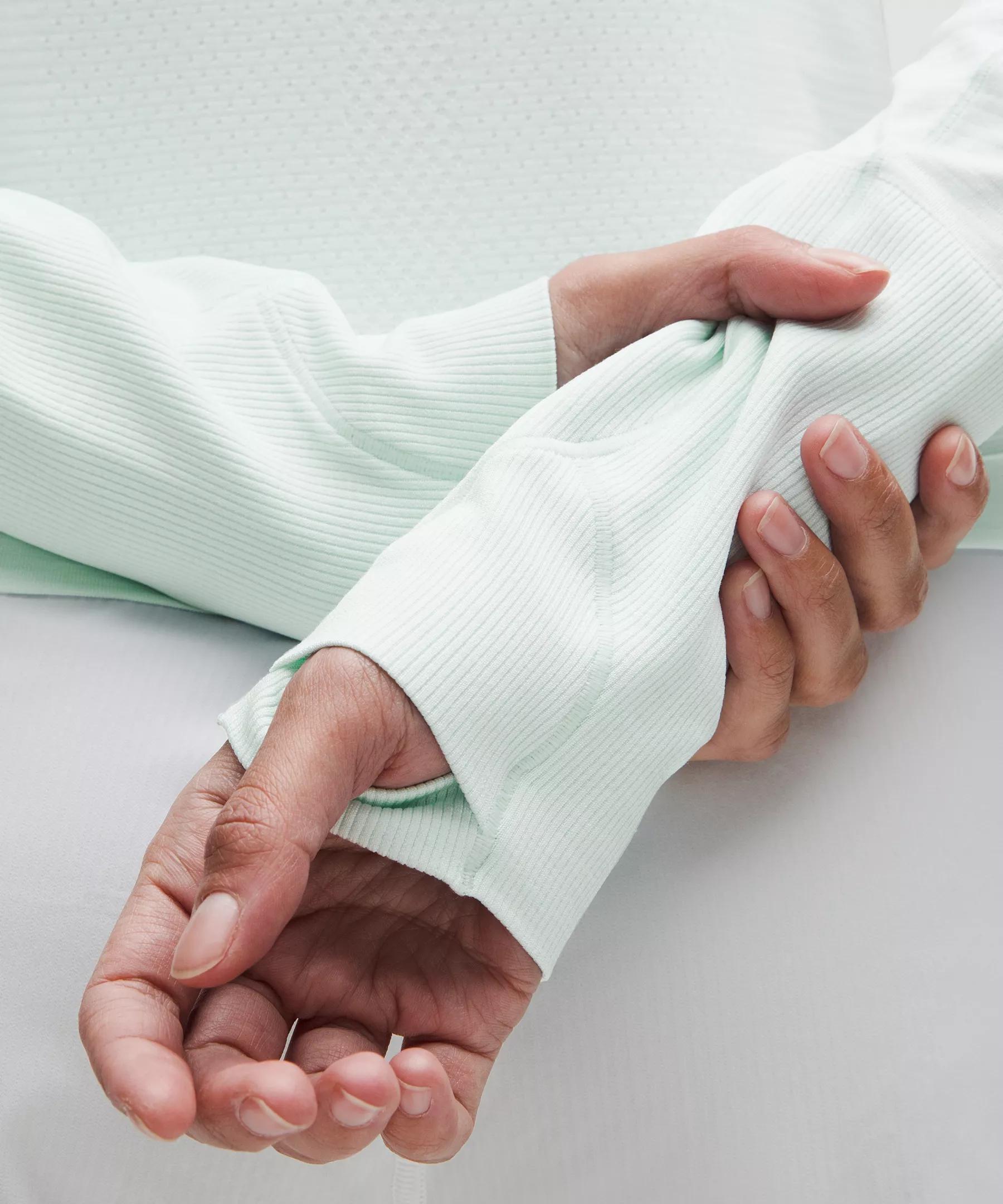 Swiftly Tech Long-Sleeve Shirt 2.0 *Waist Length Product Image