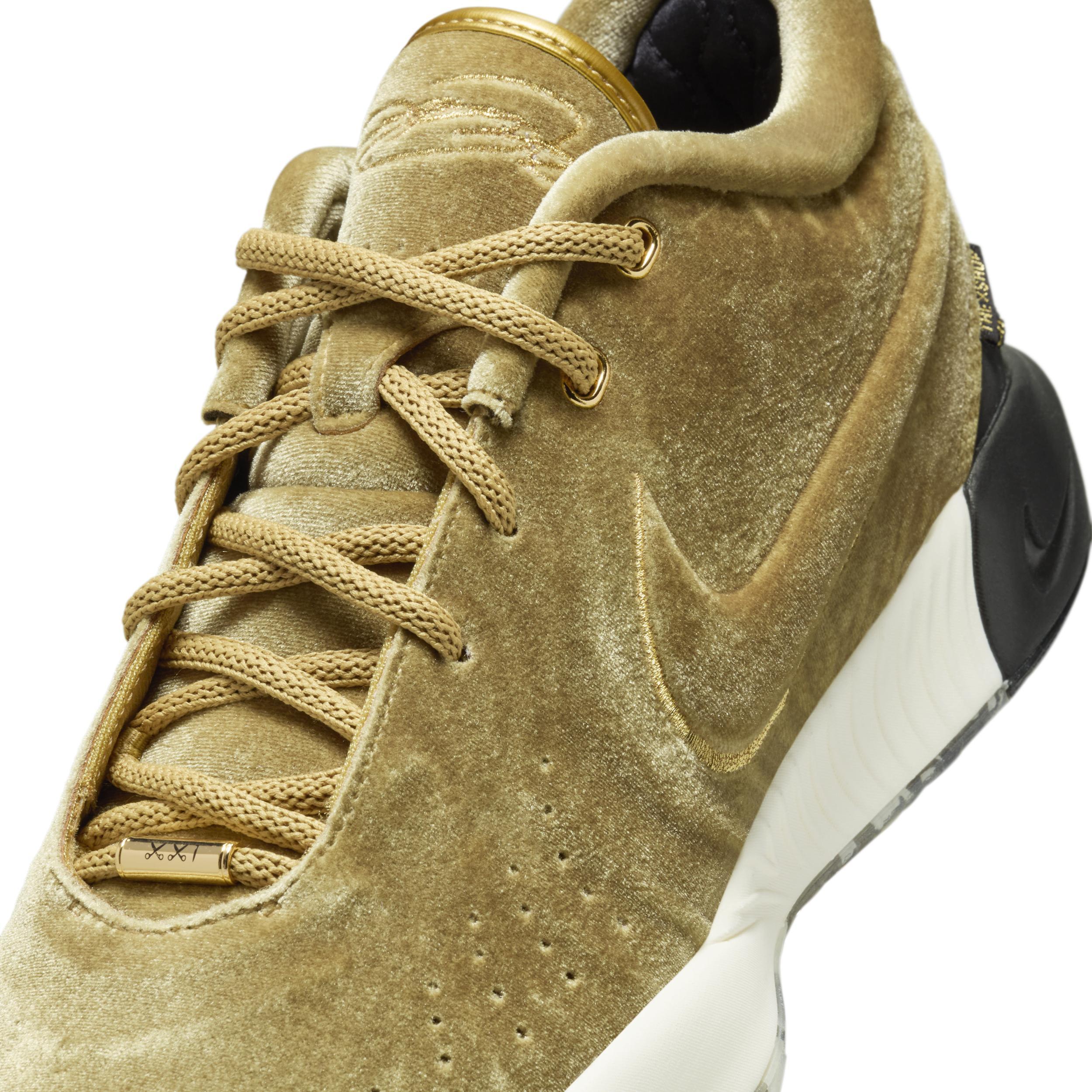 Nike Mens LeBron James Nike Lebron XXI - Mens Basketball Shoes Product Image