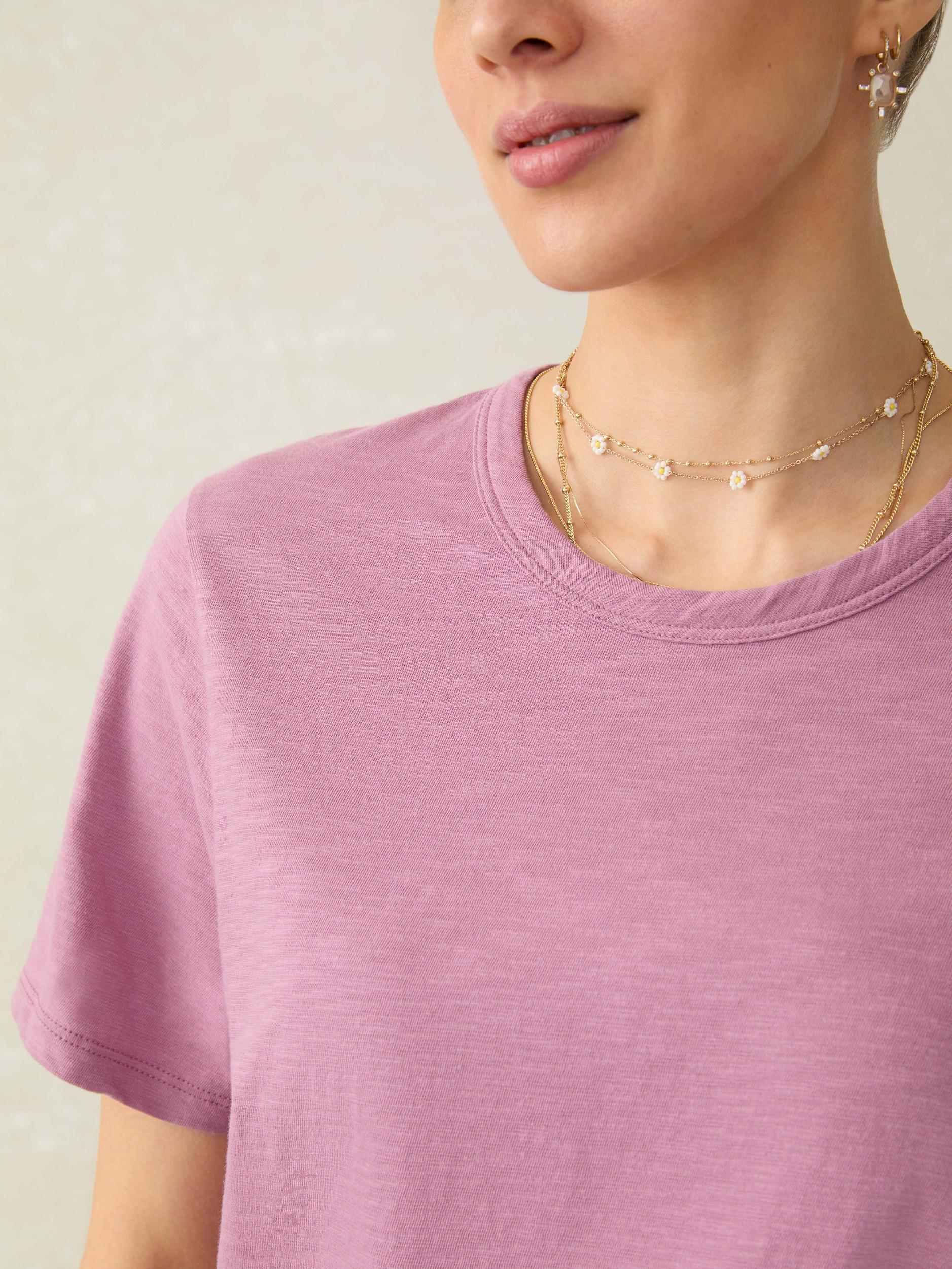 Sunwashed Essential Tee - Weathered Orchid Female Product Image