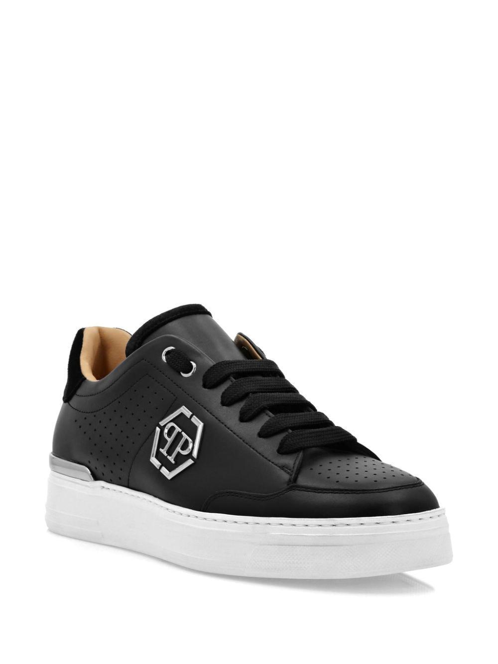 logo-print leather sneakers  Product Image