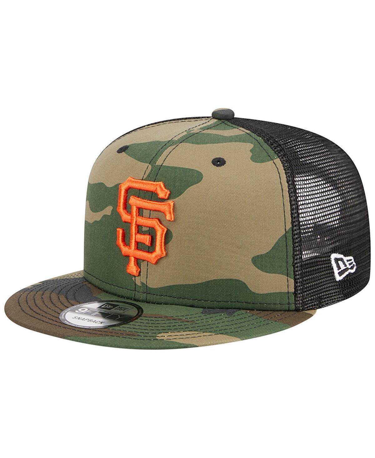 Mens New Era Camo San Francisco Giants Woodland Camo Trucker 9FIFTY Snapback Hat Product Image