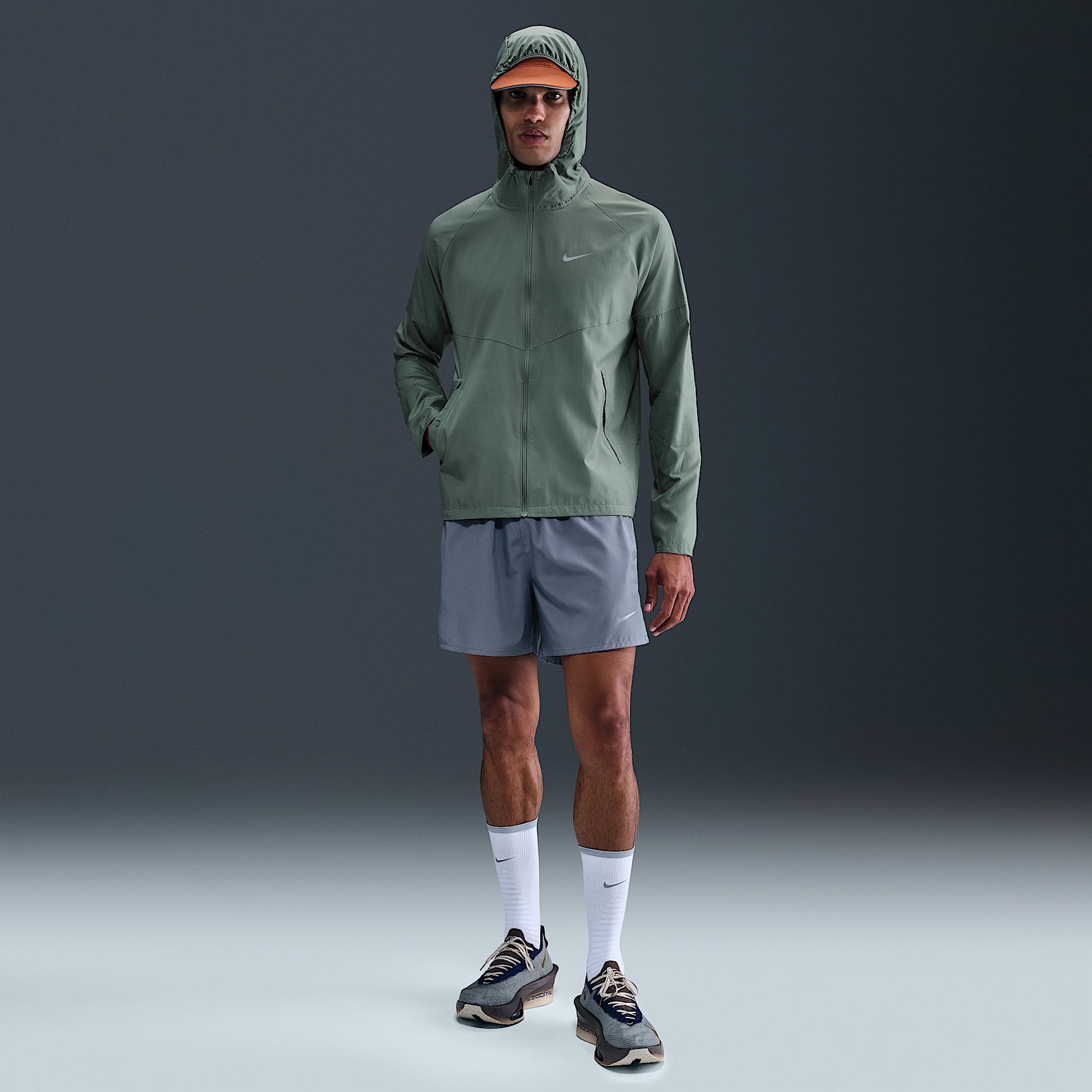 Nike Mens Miler Repel Running Jacket | DD4746-364 Product Image