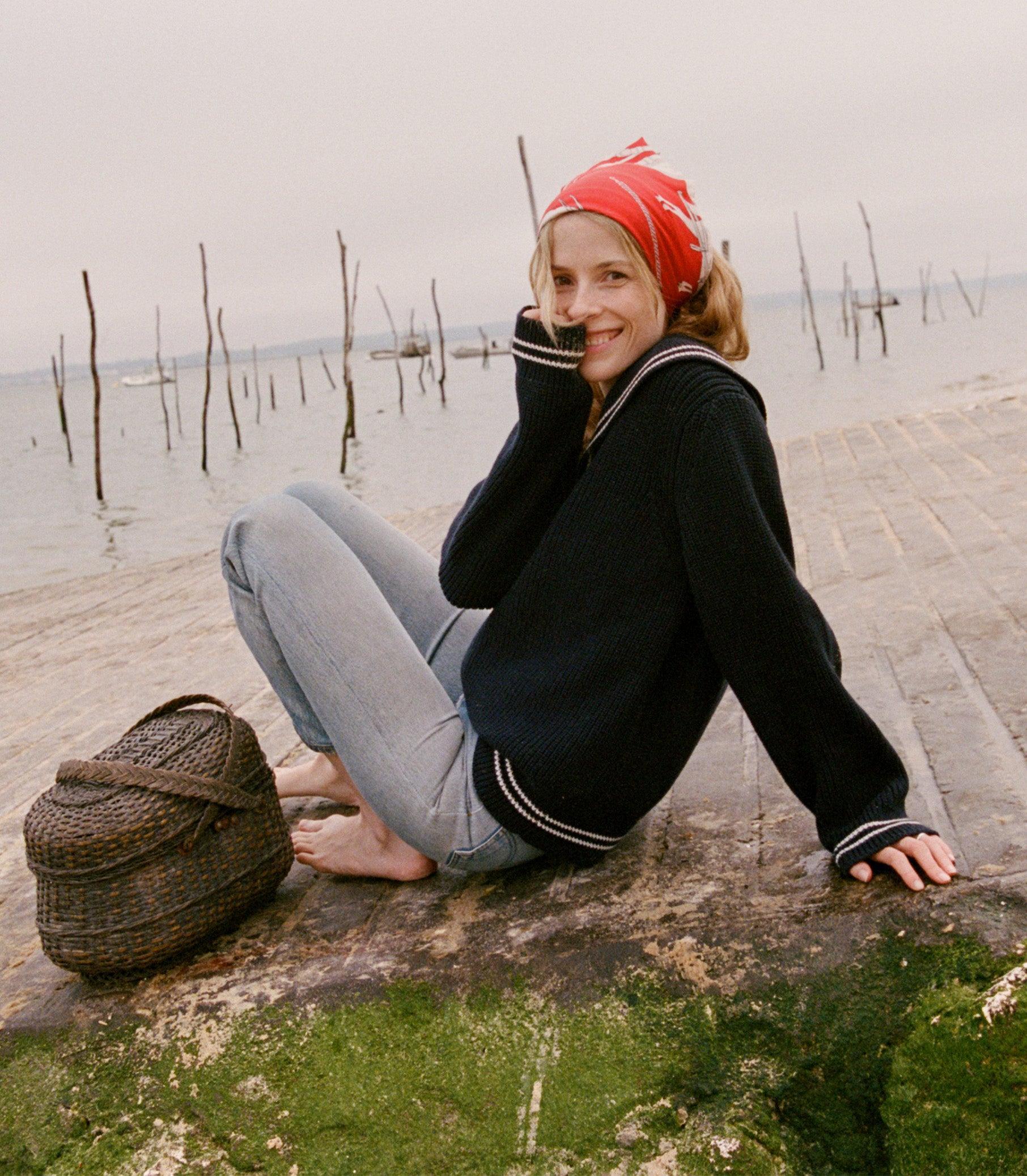 VOYAGE SWEATER -- DEEP NAVY Product Image