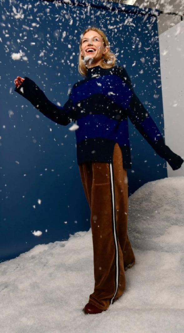 Relaxed Wide Leg Pant Product Image