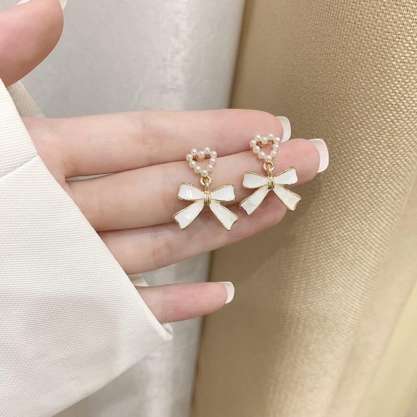 Heart Faux Pearl Bow Alloy Dangle Earring Product Image