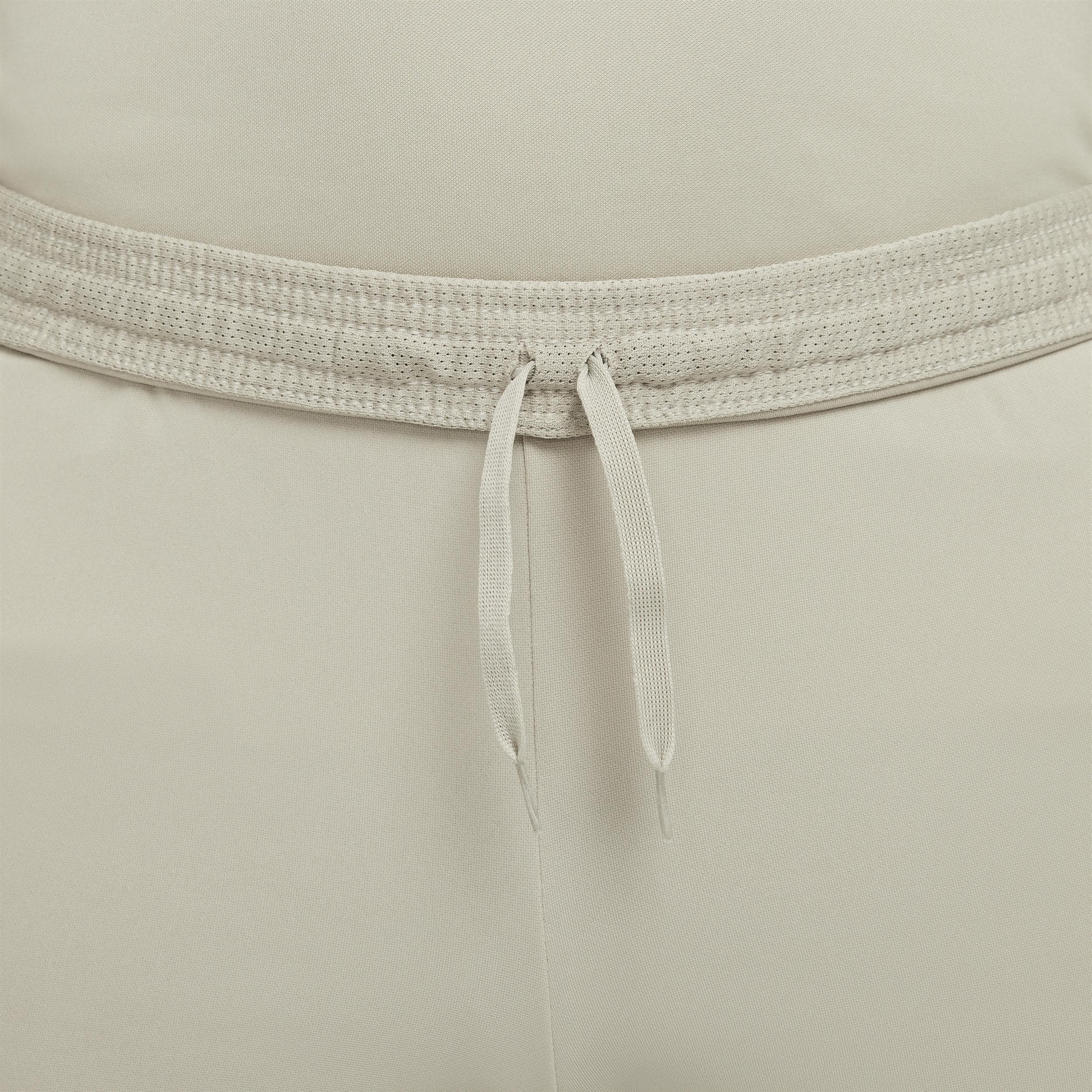 Nike Dri-FIT Academy Men's Dri-FIT Soccer Shorts Product Image