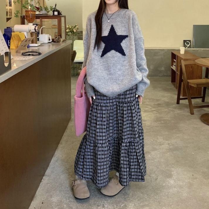 Round Neck Star Print Oversized Sweater / Mid Waist Plaid Maxi A-Line Skirt Product Image