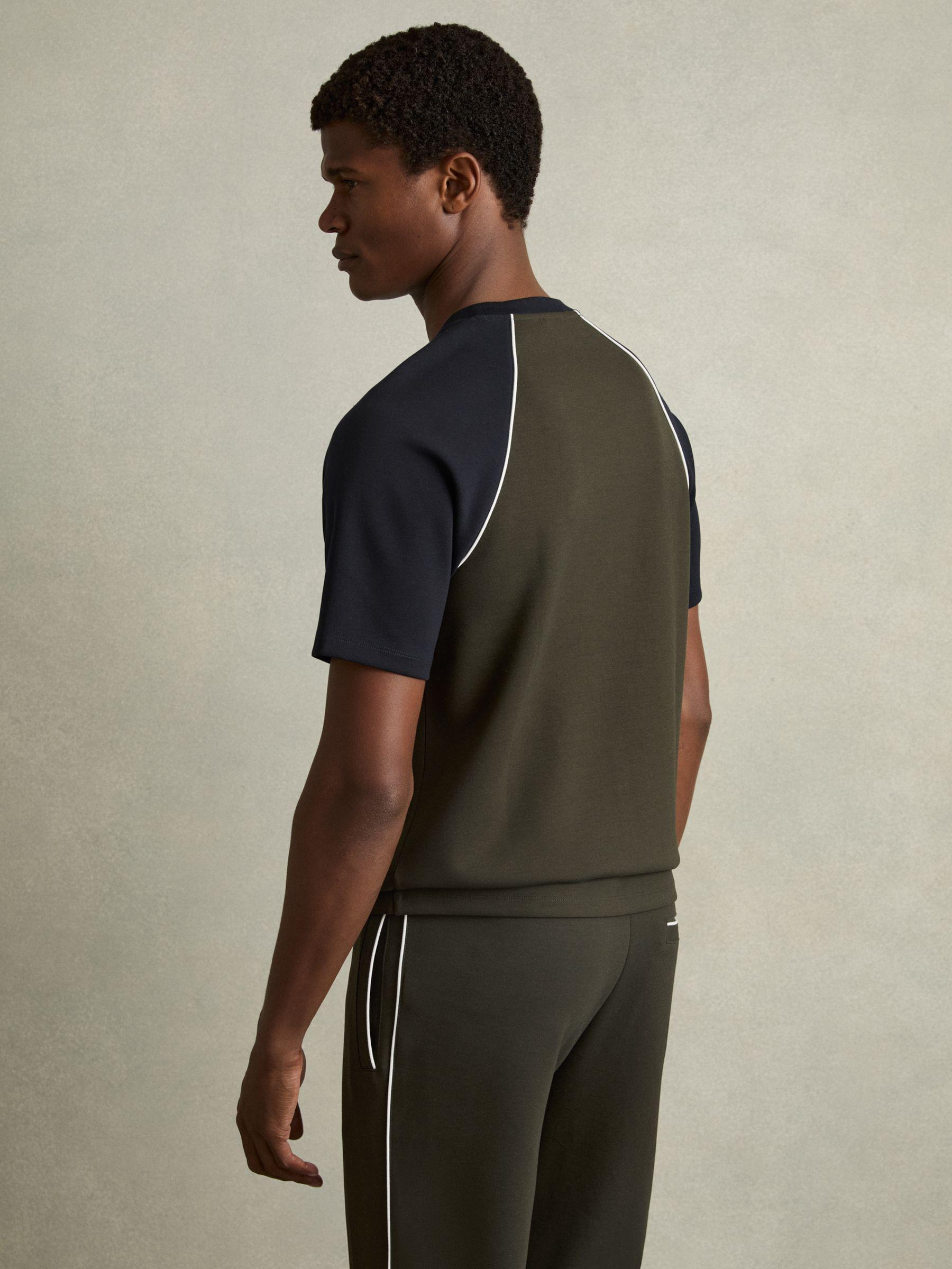 Interlock-Jersey Colour-Block T-Shirt in Forest Green/Navy Blue Product Image