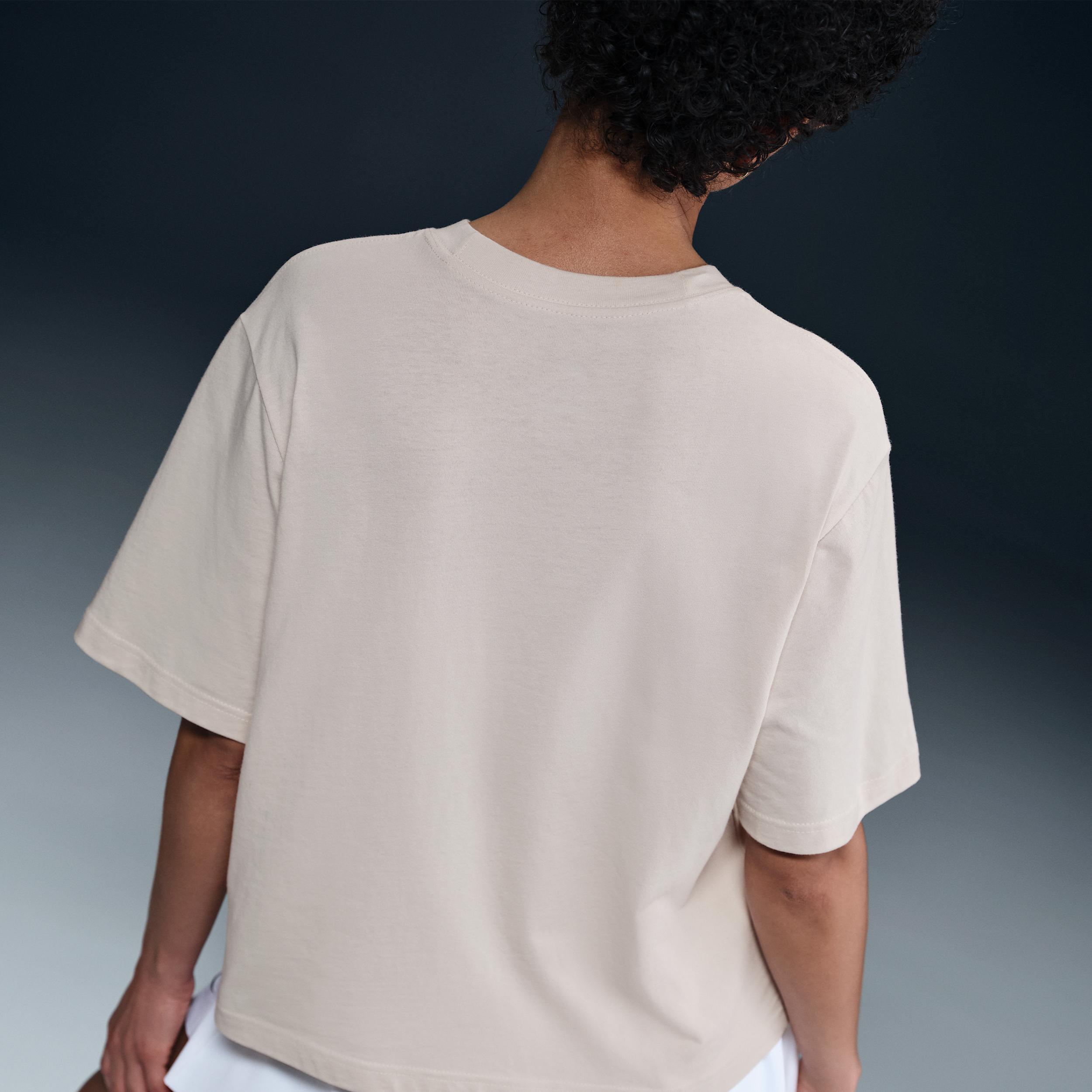 Womens Nike Sportswear Boxy T-Shirt | HV4653-104 Product Image