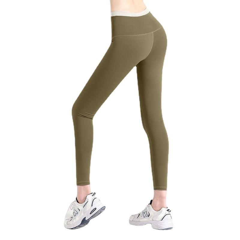 Mid Rise Contrast Trim Cropped Yoga Pants Product Image