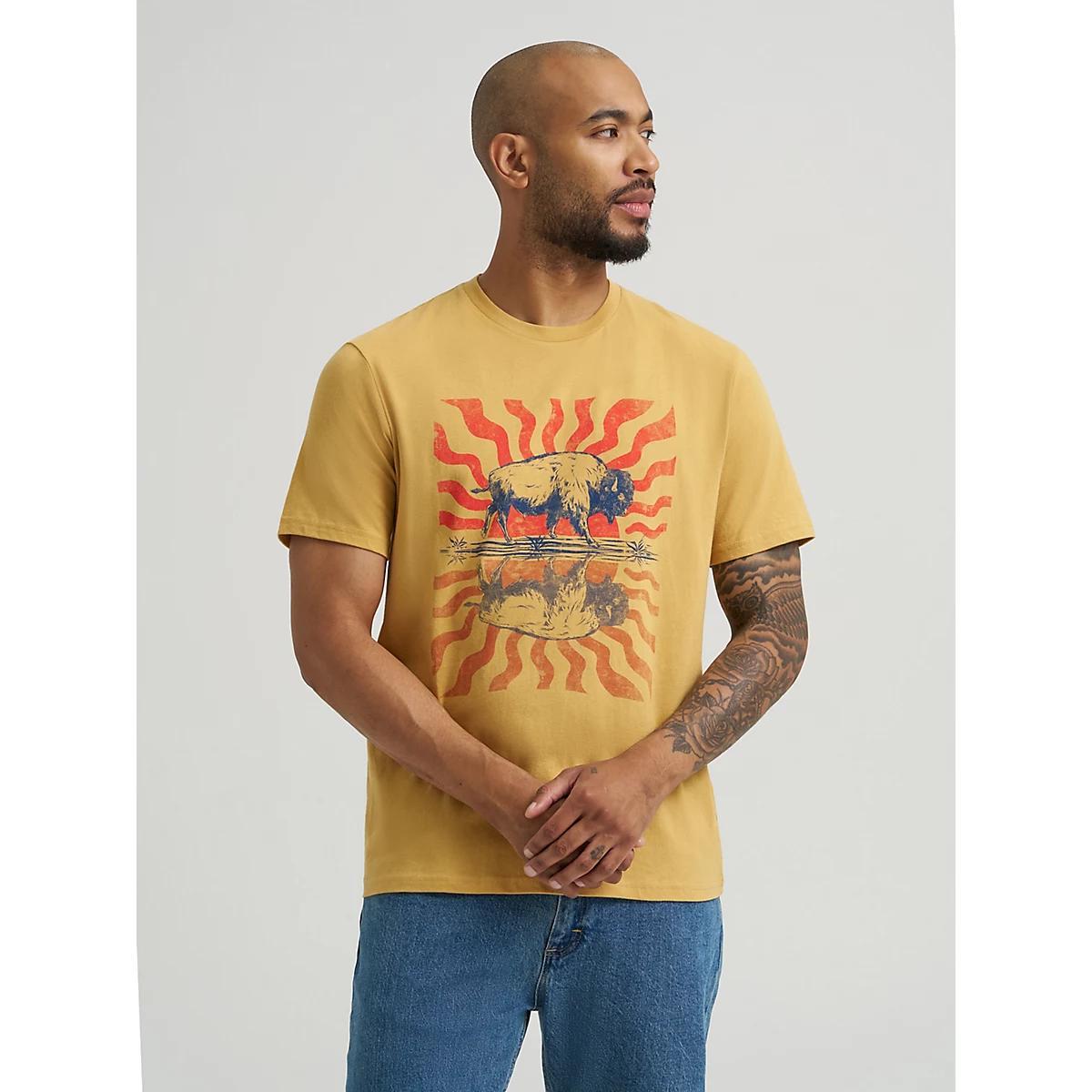 Men's Buffalo Graphic T-Shirt in Pale Gold Product Image