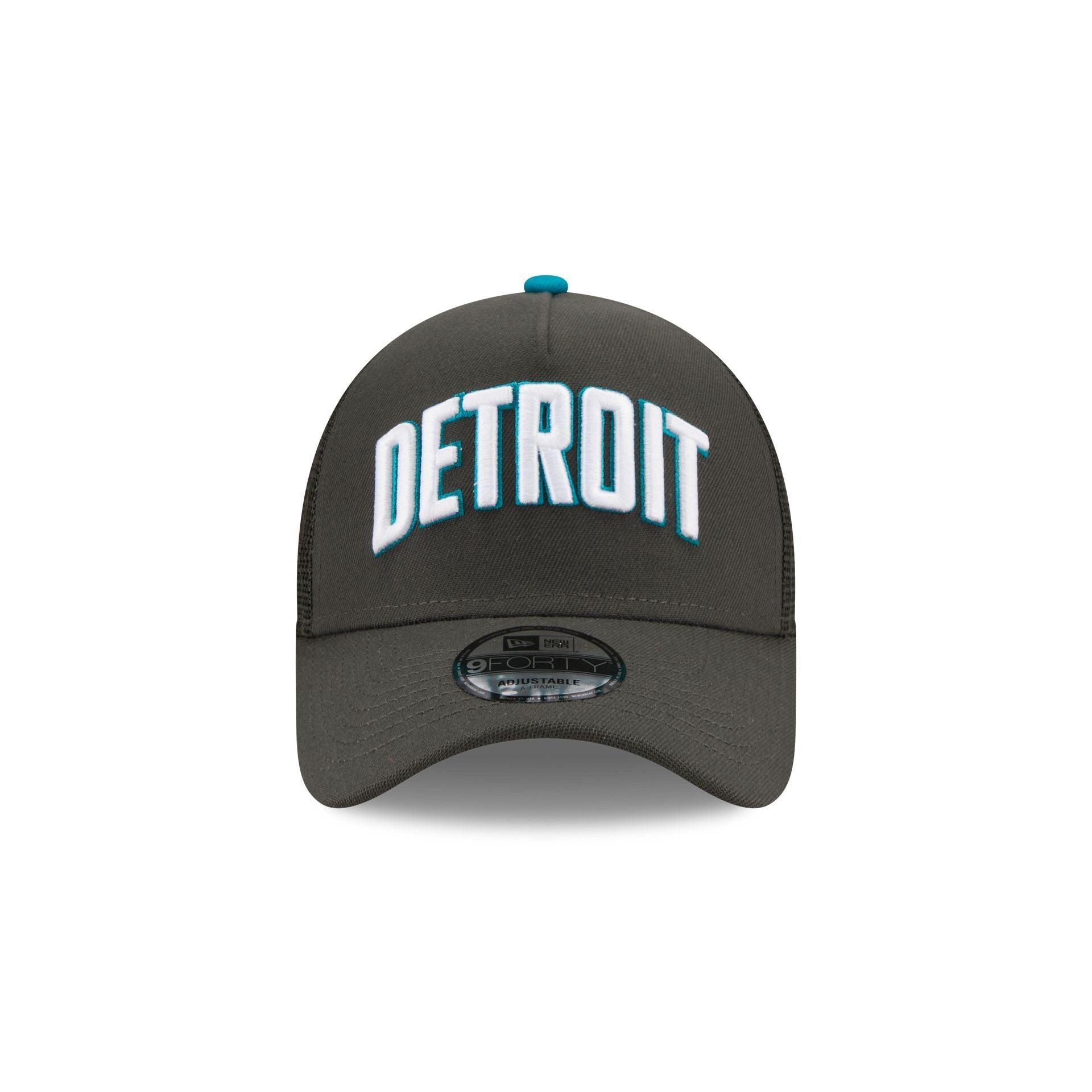 Los Angeles Lakers Women's Script 9TWENTY Adjustable Hat Female Product Image