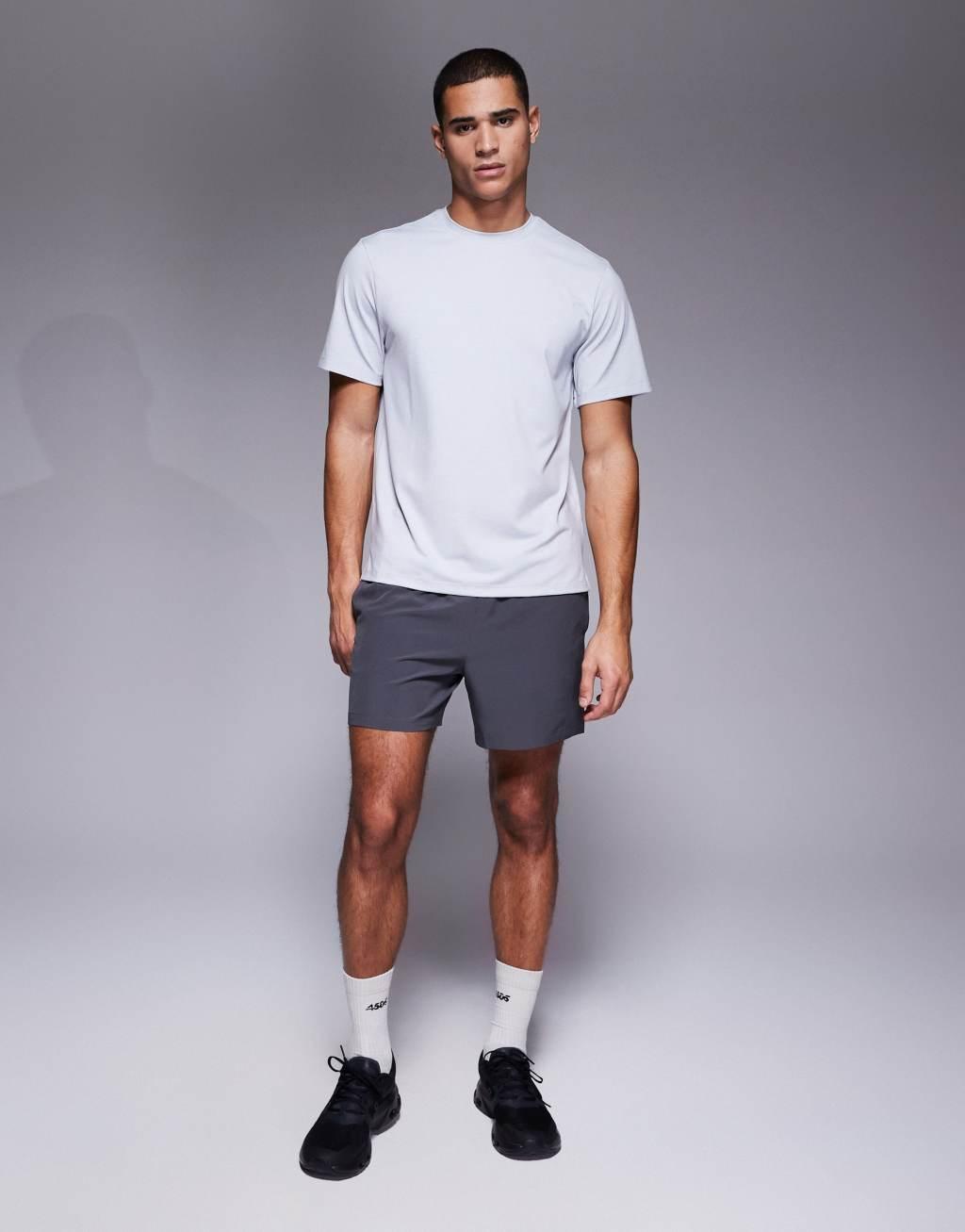 4505 quick dry boxy oversized training t-shirt in heather gray  Product Image