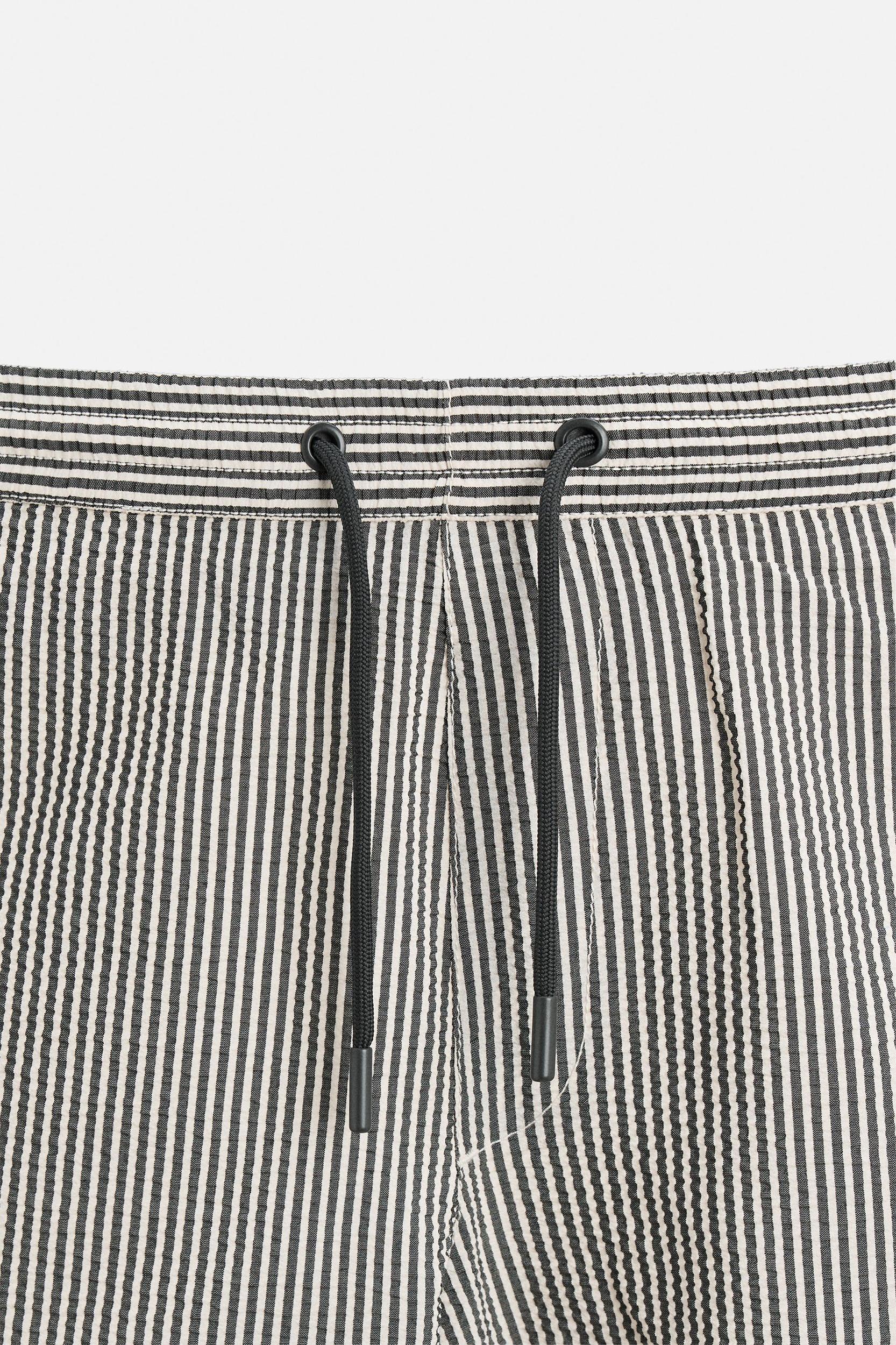 REGULAR SEERSUCKER SWIM TRUNKS Product Image