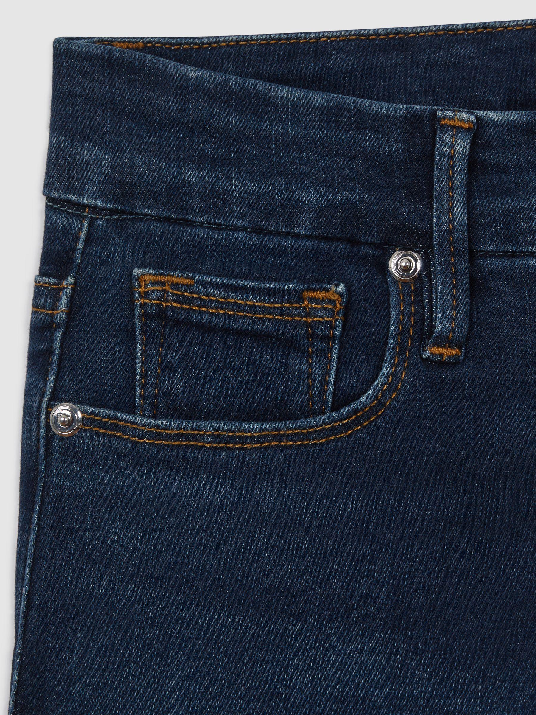 Good American Slim Fit Cropped Jeans in Blue Product Image