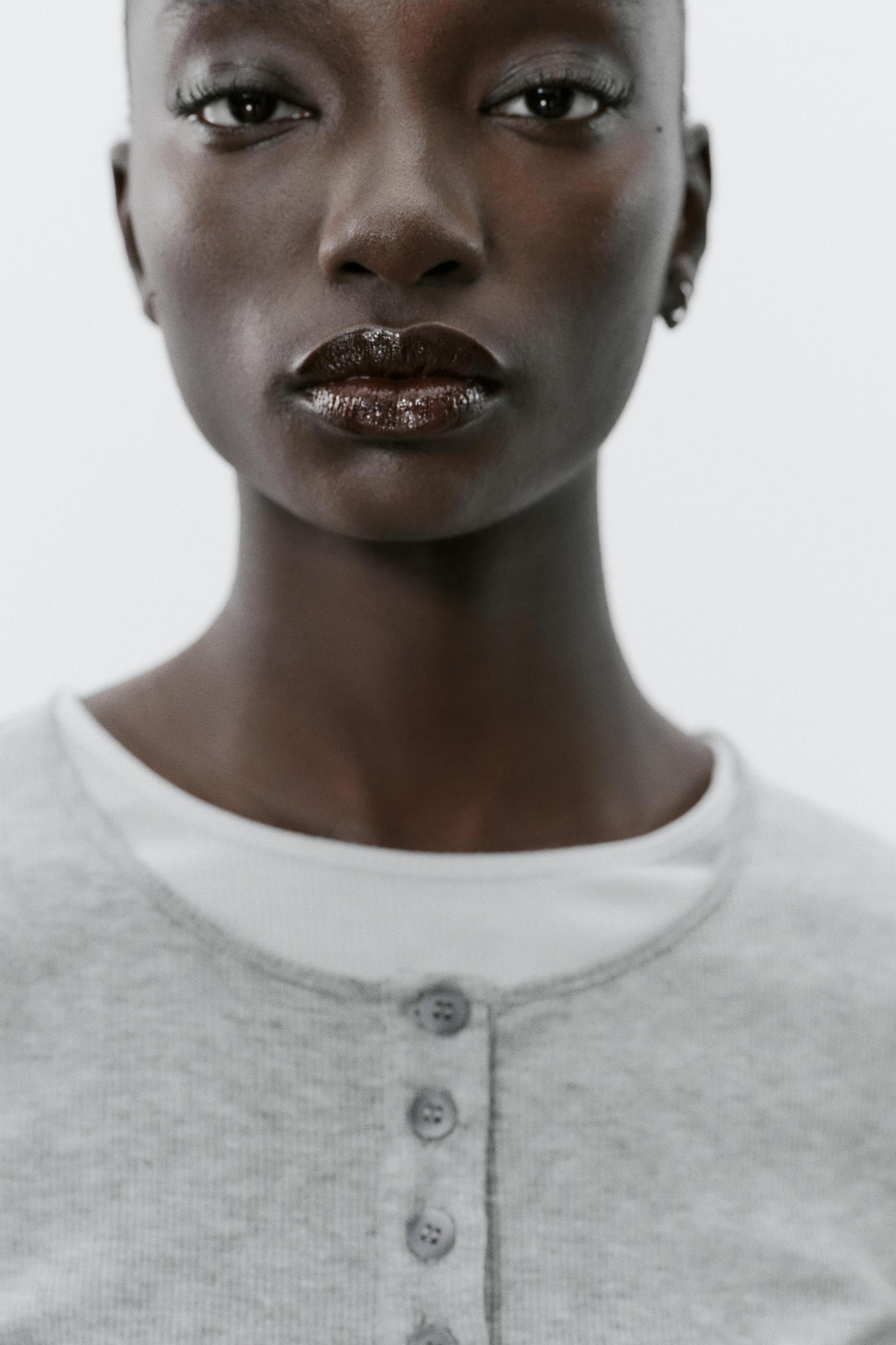 DOUBLE LAYERED RUCHED T-SHIRT Product Image